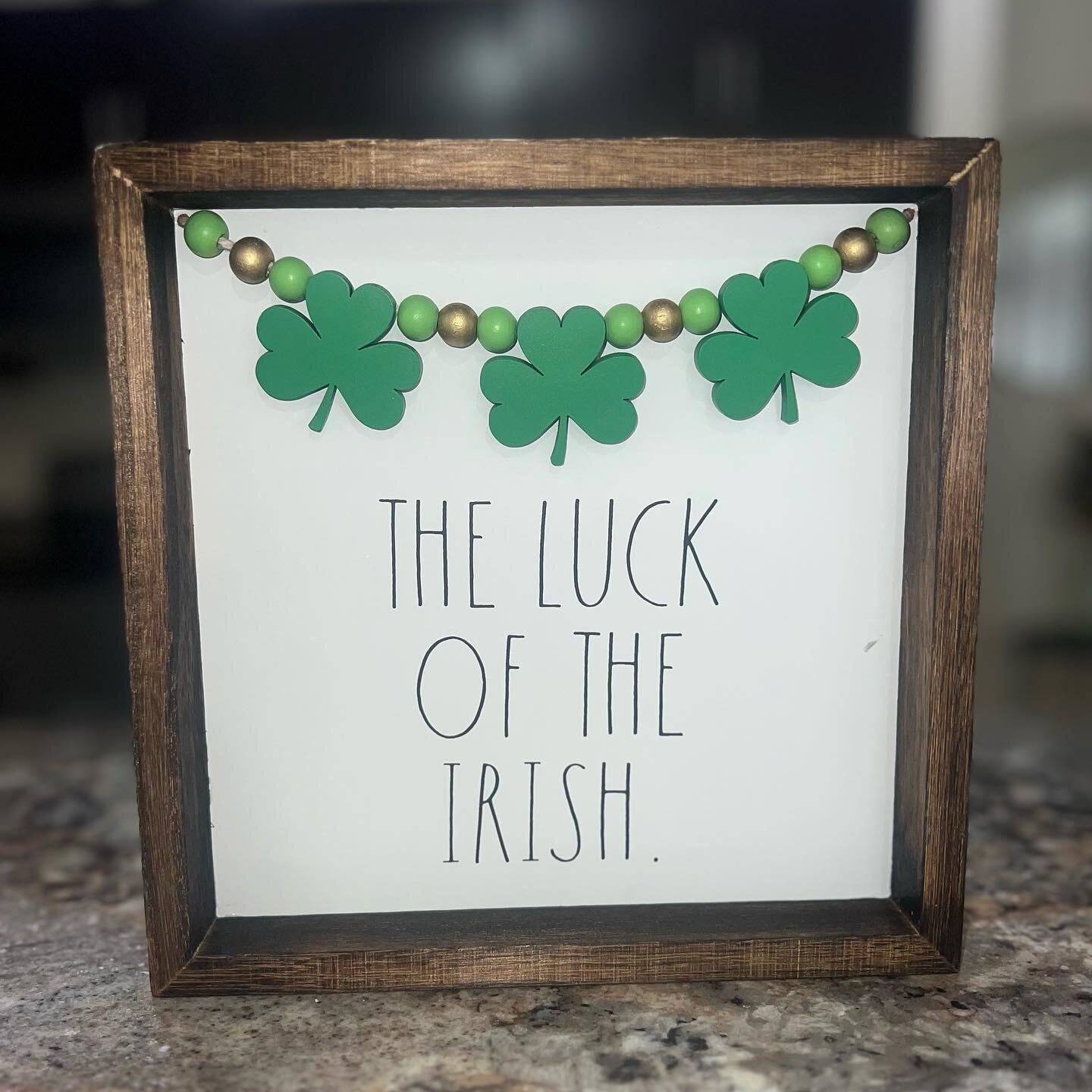 ✨WIN ✨IT ✨ WEDNESDAY ✨

Guess the Irish Flats bed count for a chance to win this weeks giveaway!😏 Comment below! Winner will be announced tomorrow! 

#irishweargreen #irishflatsnd #goirish #notredame