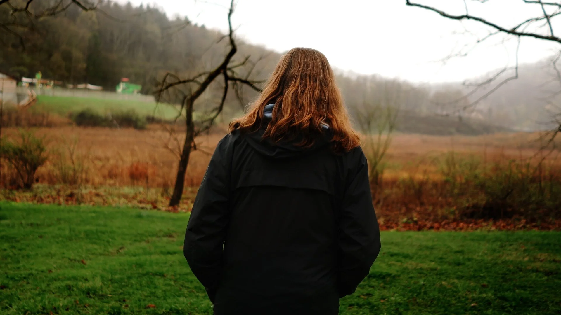 Photo 1 Still_17_walking_to_lakebed.jpg