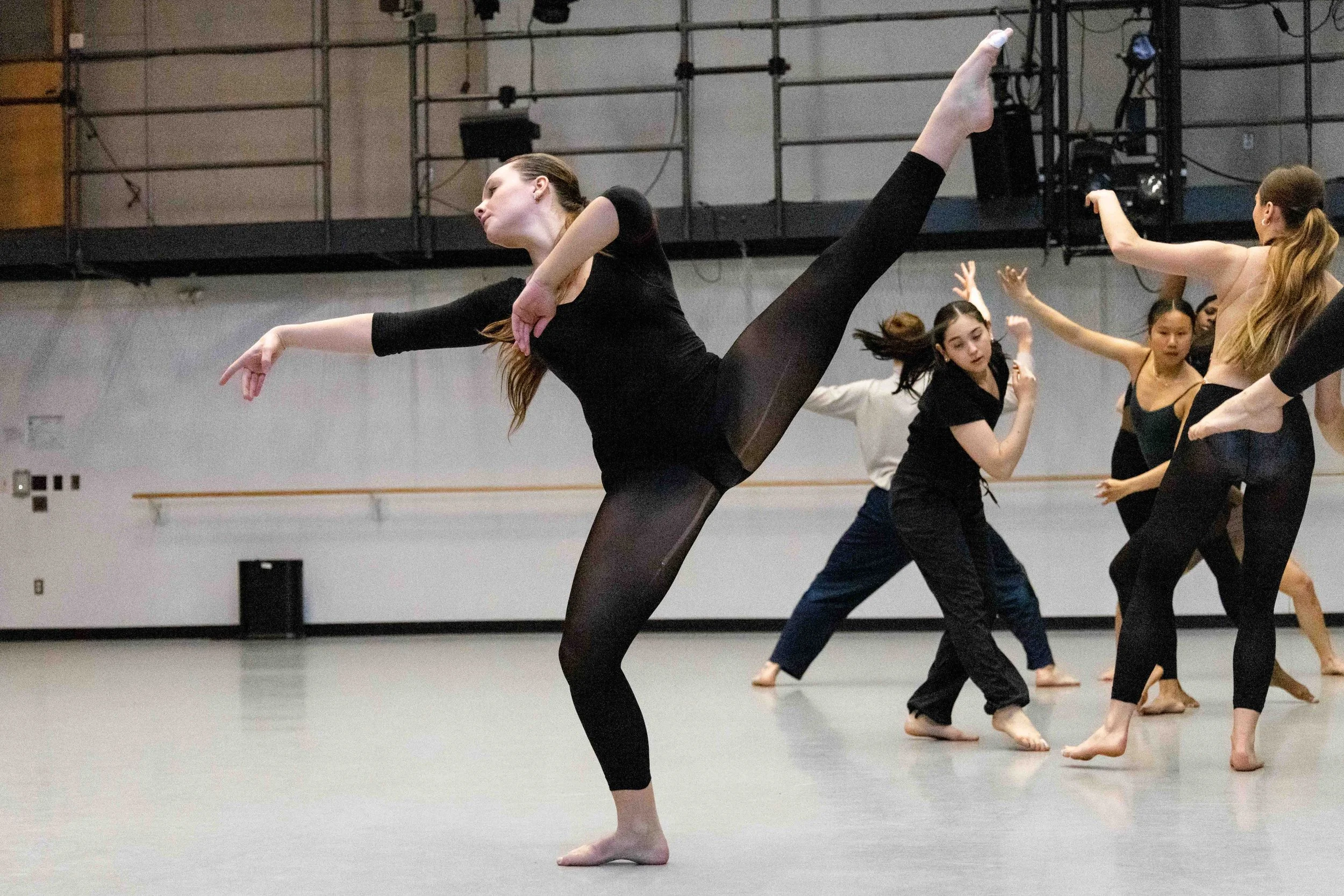 141 - Harvard Modern Dance Company Rehearsal - February 27, 2023- Dylan Goodman Photgraphy.jpg