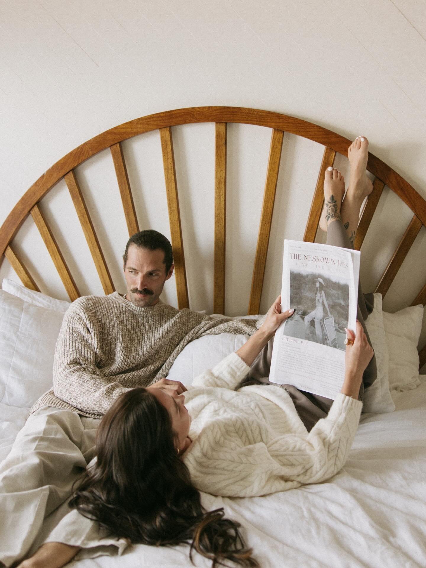 Cozy lovers on the Oregon coast 💌 #oregonwedding