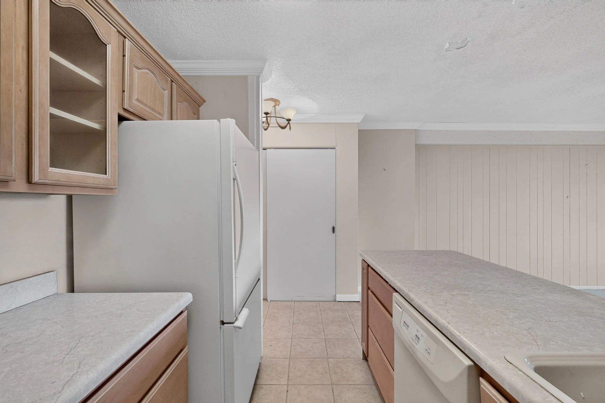 ModernestRealty-3883-turtle-creek-blvd-015.jpg