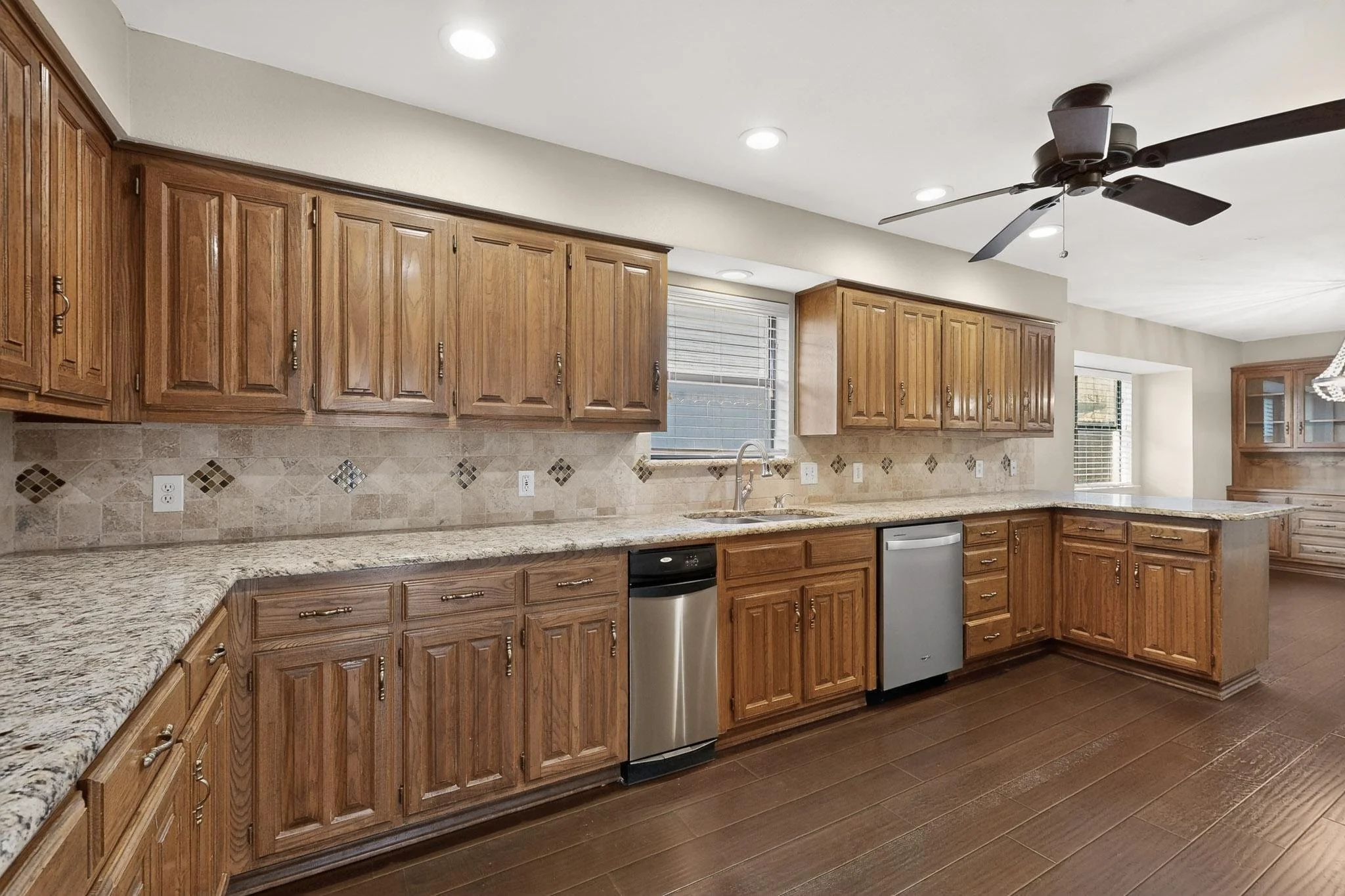 1424 Homestead Ct - 8.jpg