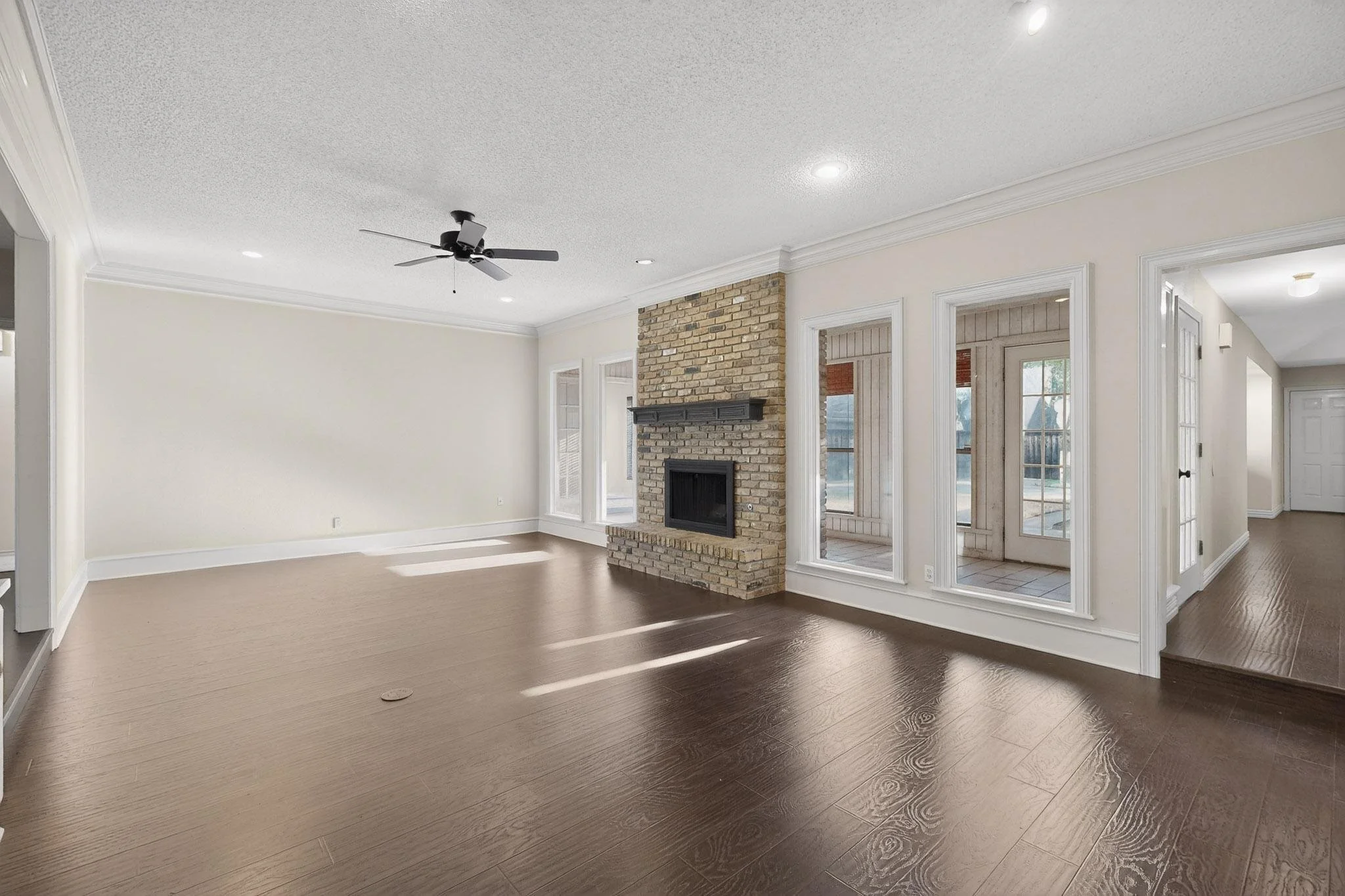 1424 Homestead Ct - 11.jpg