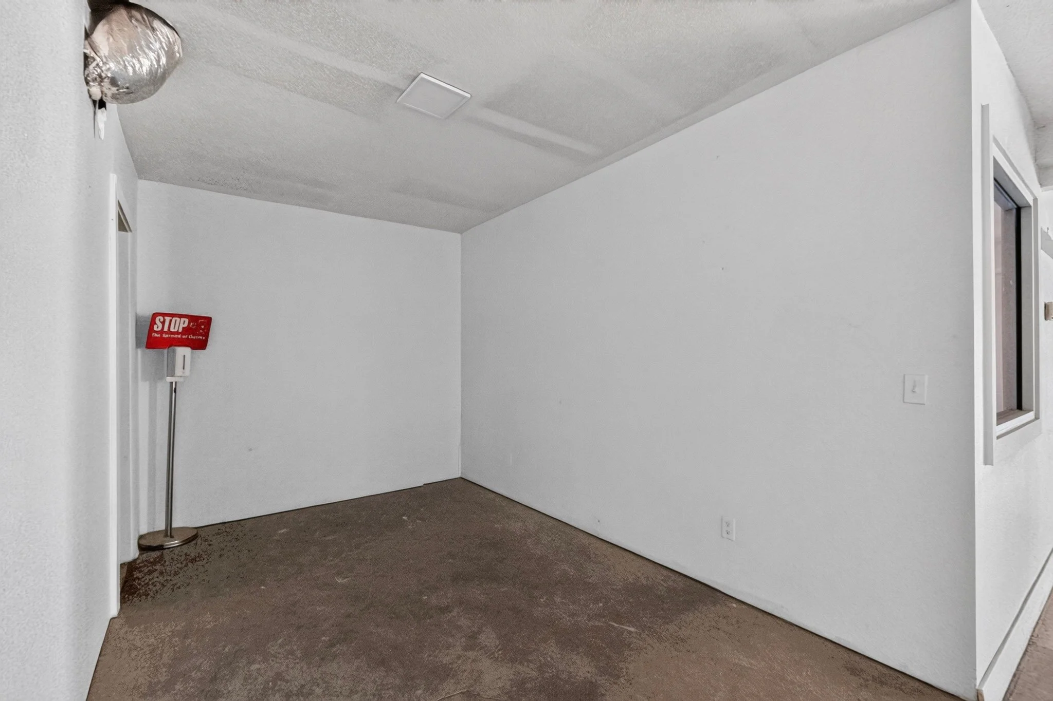 ModernestRealty-3004-hickory-tree-rd-043.jpg
