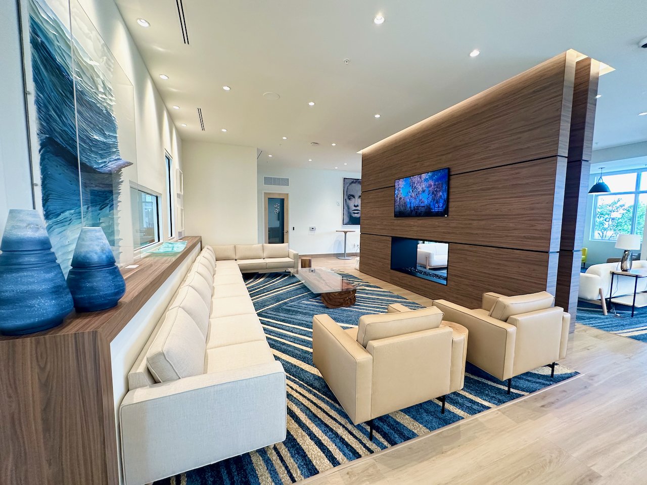 Club House - Lounges