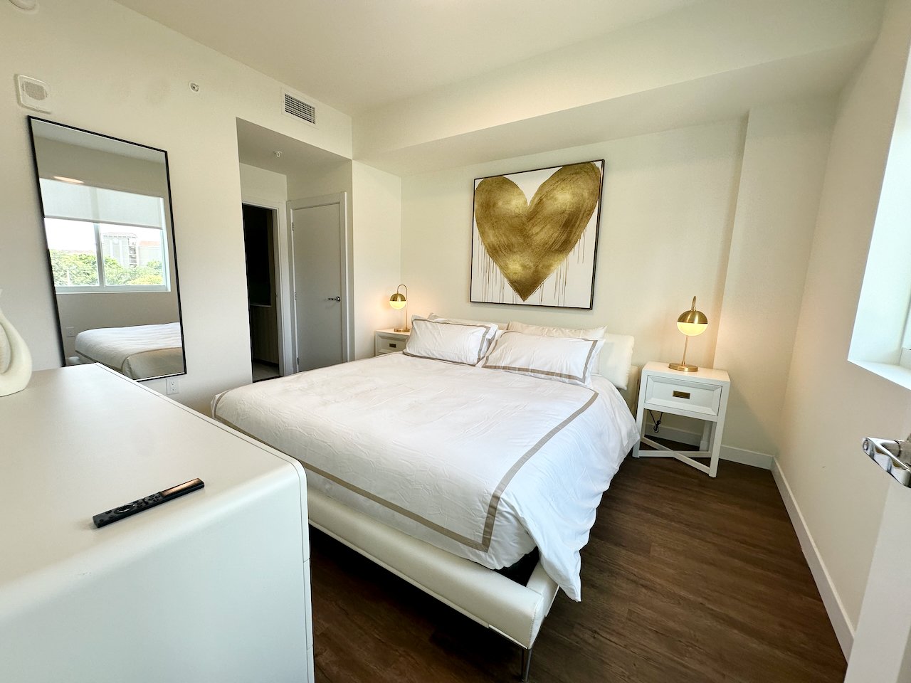 Magnolia - 2 Bedroom (Espresso Color Scheme)