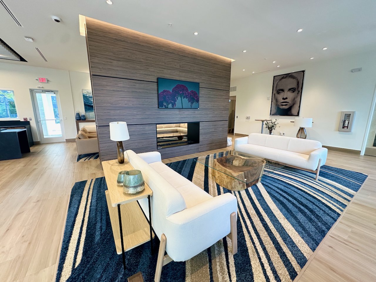 Club House - Lounges