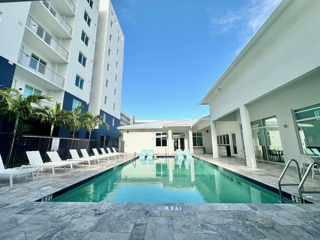 Club House - Pool