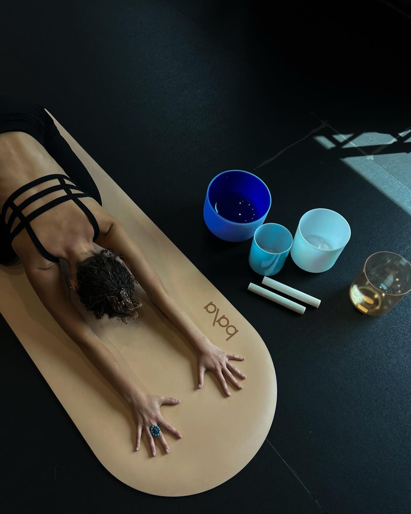 Join me on Wednesday @studiofit_training_naples for our amazing pop-up event to harness the energy of the equinox! 

Please bring your own yoga mat and your intentions for the spring season ✨✨✨✨

This will be a gentle and uplifting flow perfect for g