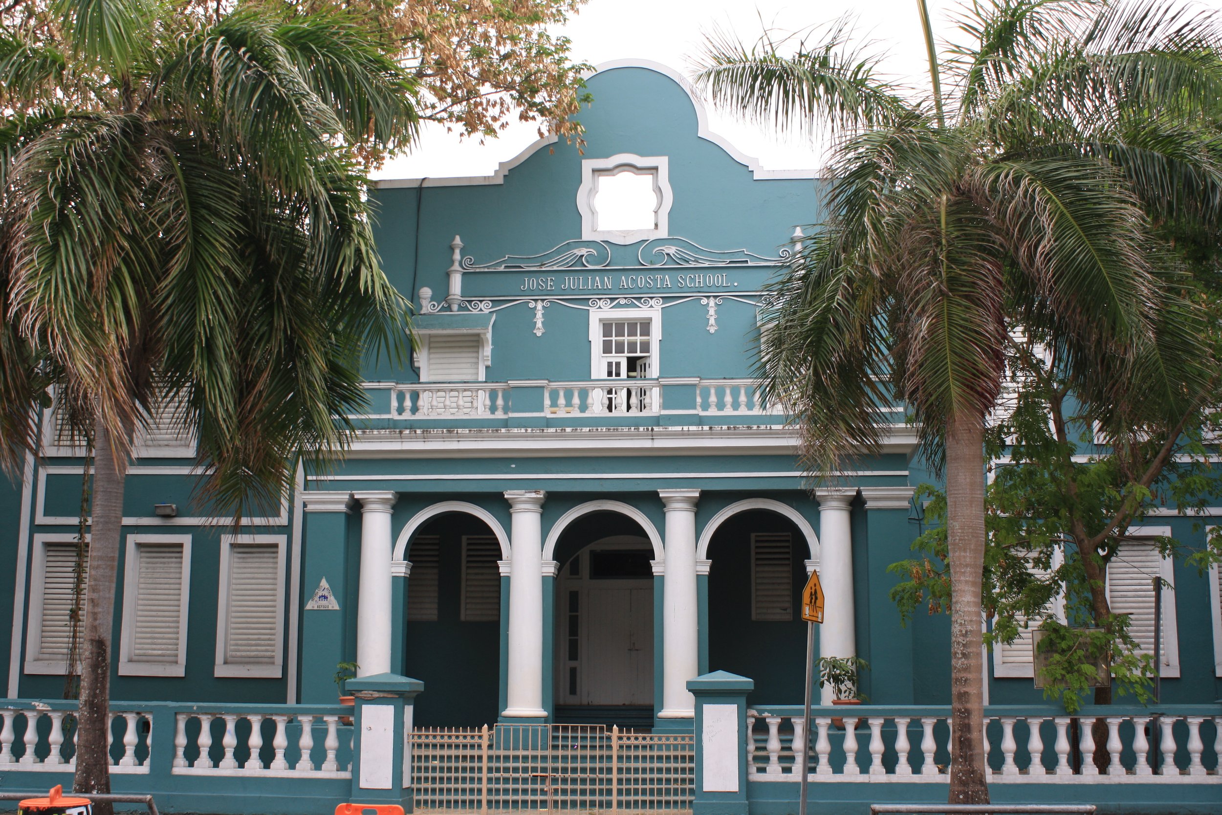 School, San Juan