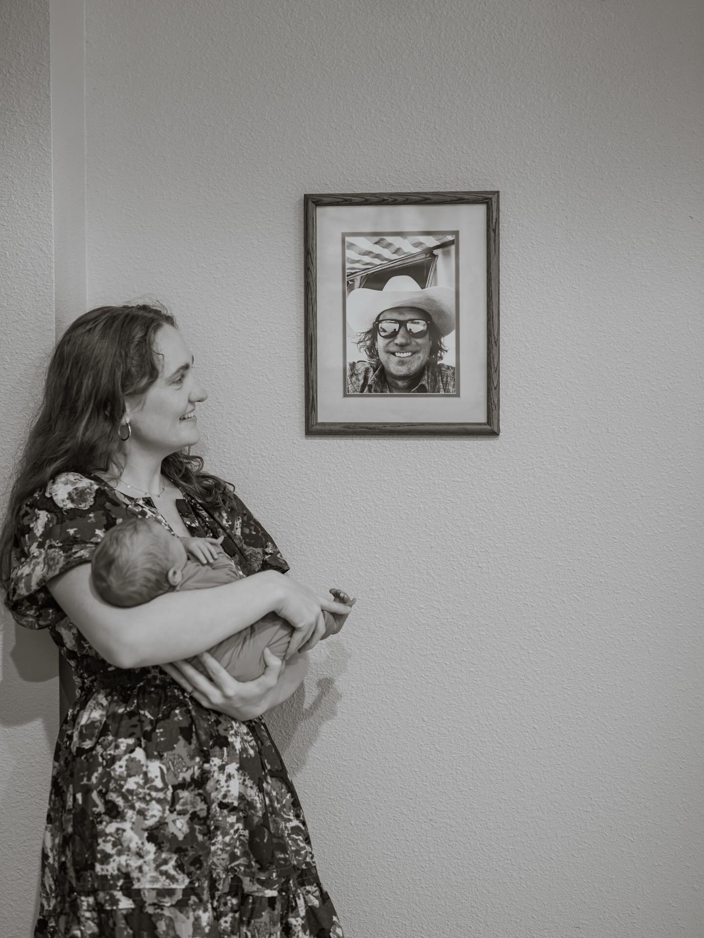 Hey friends 🤍 I unintentionally took nearly a year off from sharing on this account because 2025 felt incredibly heavy.

My four brothers and I lost our dad unexpectedly on January 2nd. Exactly one month later, our grandpa passed away, and later in 