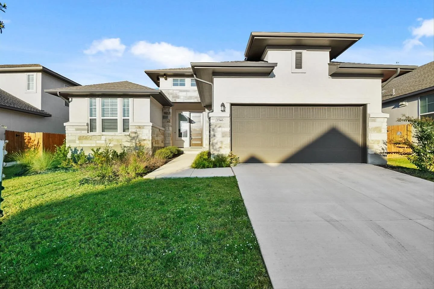 Leased earlier this month! ✨

Leasing and managing this gorgeous home on Escarpment in Meyer Ranch is a full circle moment. The owners of this home started as one of my first buyers when I started selling new homes for Tri Pointe and quickly became d