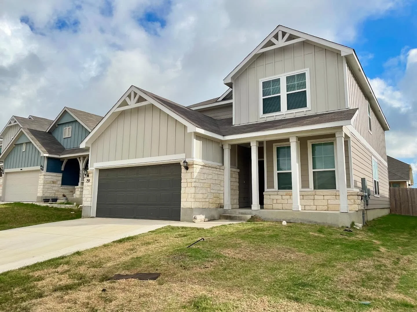 Leased! New tenants move into 759 Steeplebush later this month. It&rsquo;s nestled just behind Creekside shopping in New Braunfels. This 4 bedroom home has a beautiful backyard that features a large concrete pad &mdash; ideal for basketball games or 