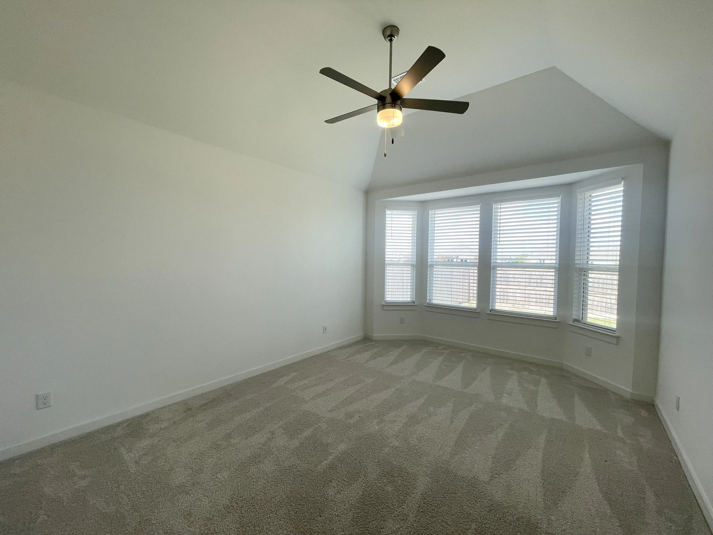 Primary bedroom on main