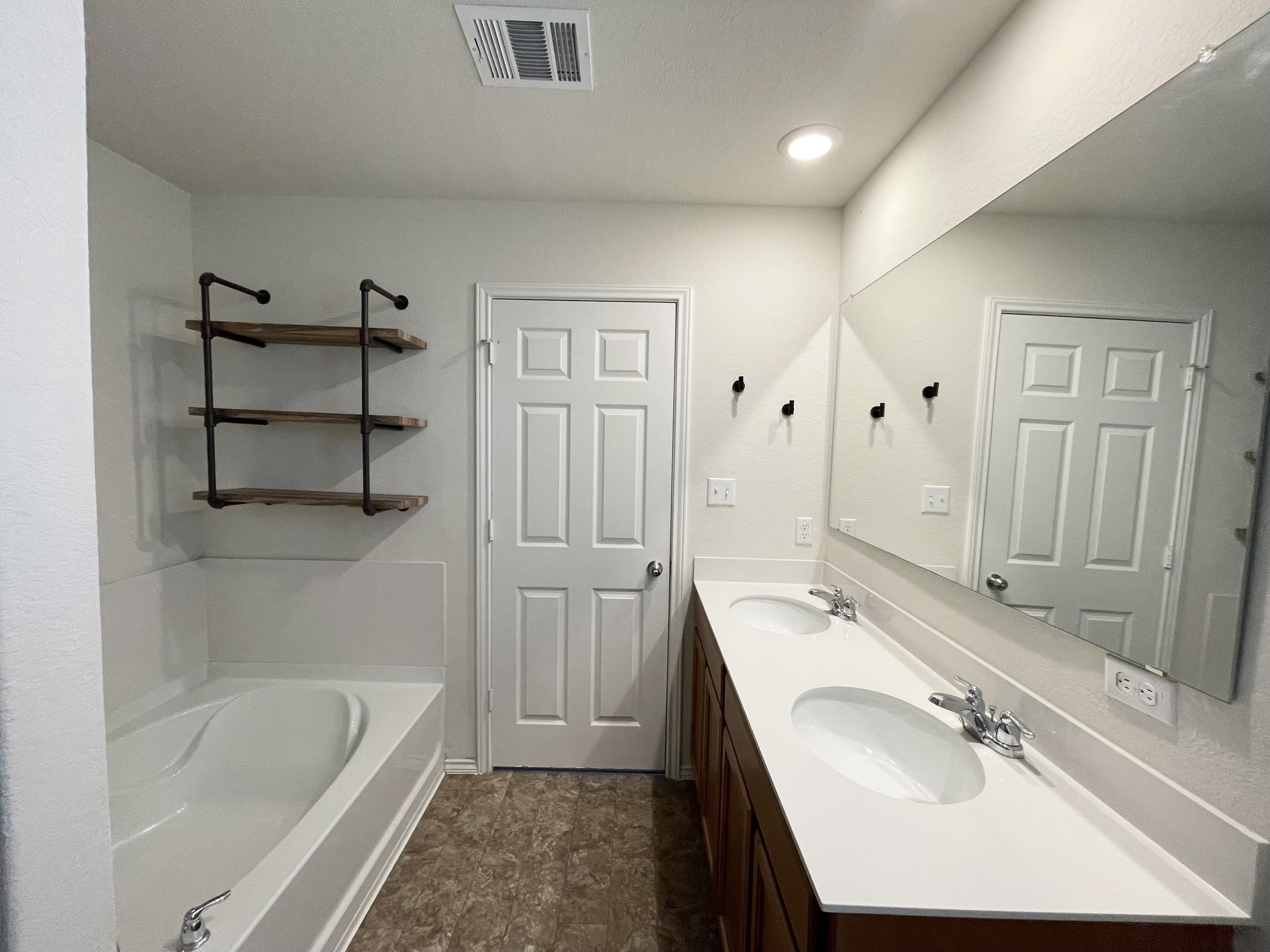 Double vanity