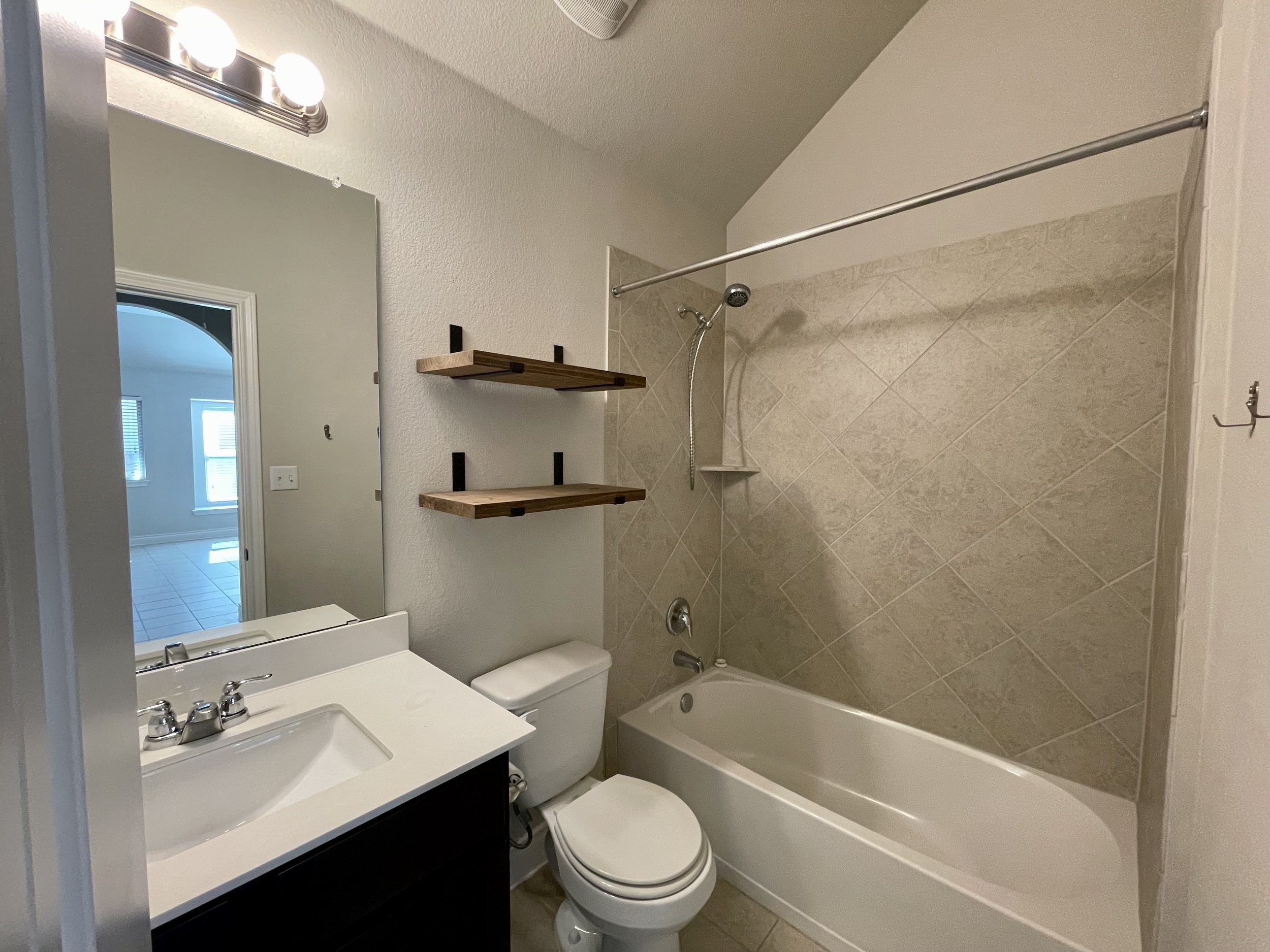 Hall bathroom.