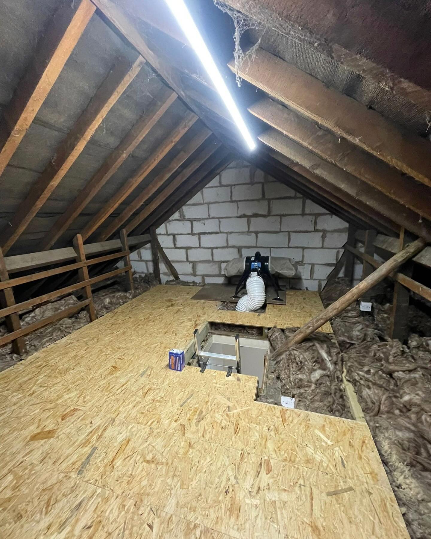 Are you making the most of your loft space? 

Loft boarding is a simple yet effective way to transform your attic into valuable storage! Here&rsquo;s why you should consider it:

1️⃣ Extra Storage &ndash; Say goodbye to clutter and make room for all 