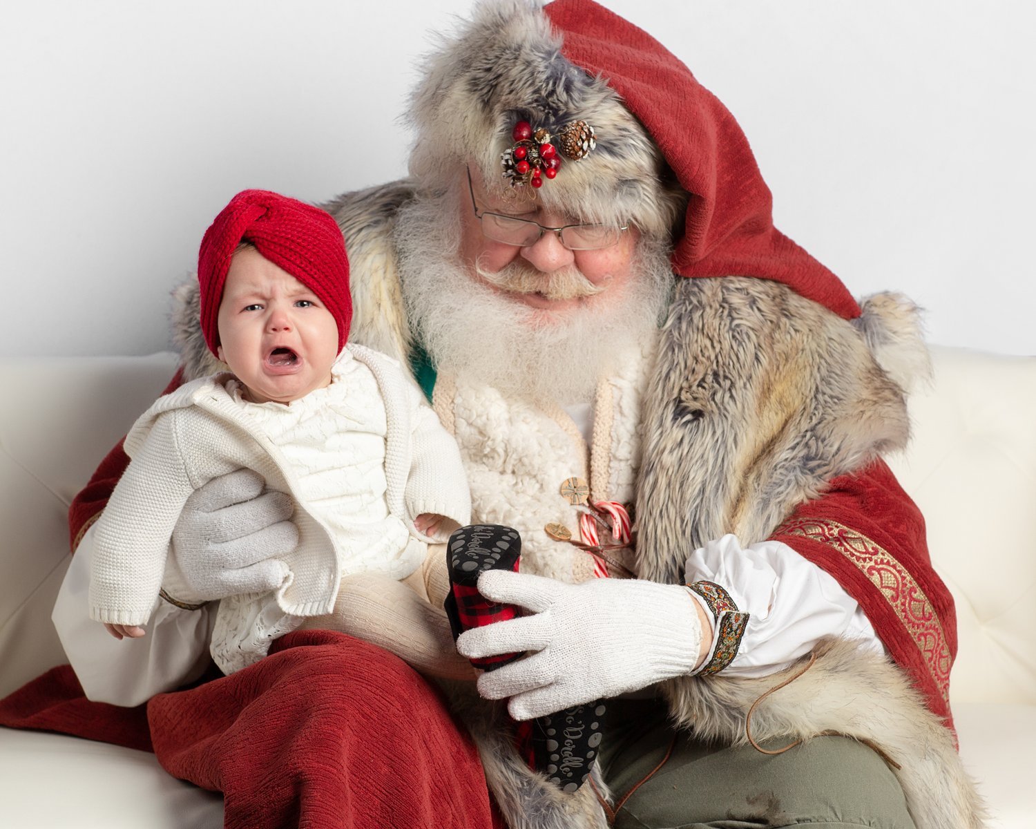 Santa-Photos-Seattle-Smallish-christmas-photo-studio-12.jpg