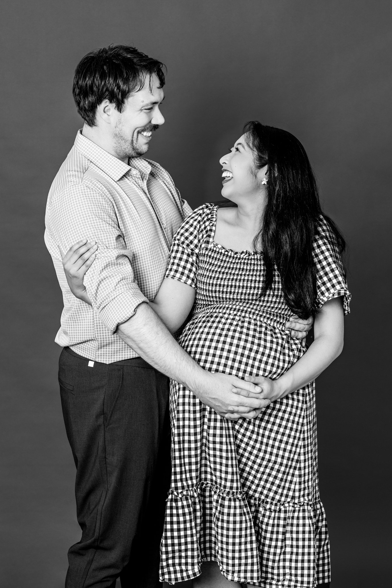Seattle-Maternity-Photos-Studio-3.jpg
