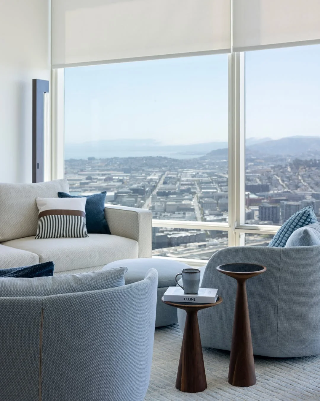 BEFORE &amp; AFTER | One Rincon Hill, San Francisco

When my clients purchased this apartment, the interiors were dominated by dark brown finishes, creating an atmosphere that felt heavy and dated.

We reimagined the space with a fresh color palette,