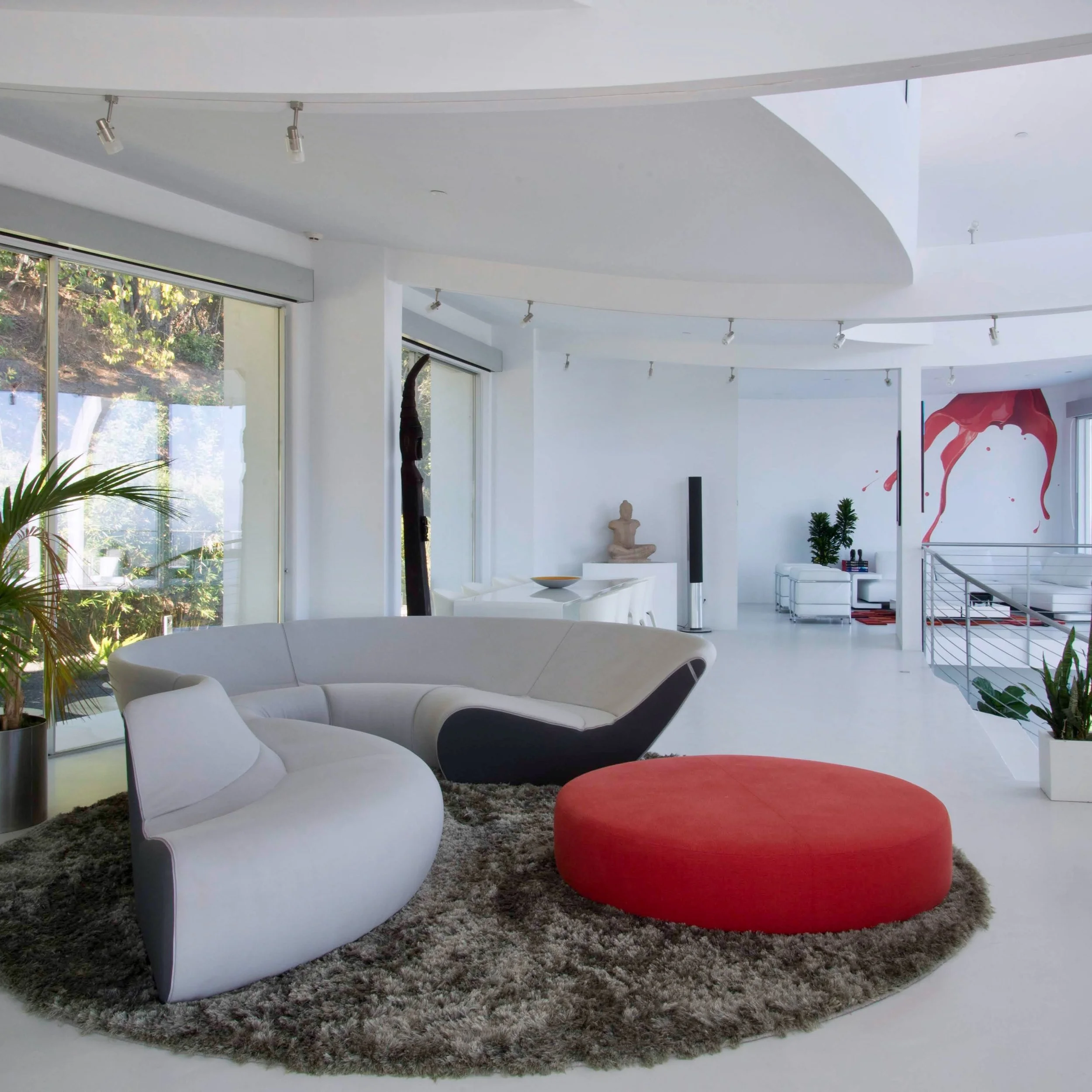 13 years later. Same furniture. Same artwork. Same home.

I recently revisited a home in Los Altos Hills that I designed back in 2013.

What made the visit particularly special was seeing that, thirteen years later, everything was still exactly as we