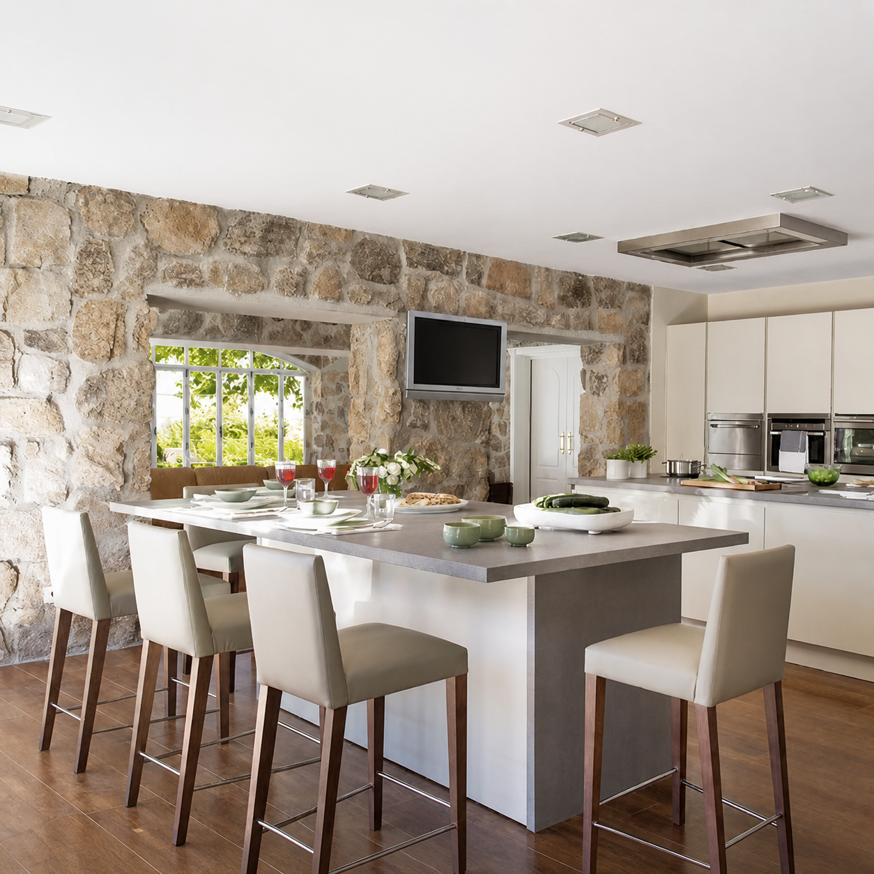 Isolina Mallon Interiors.kitchen_remodel.stonewall00003.png
