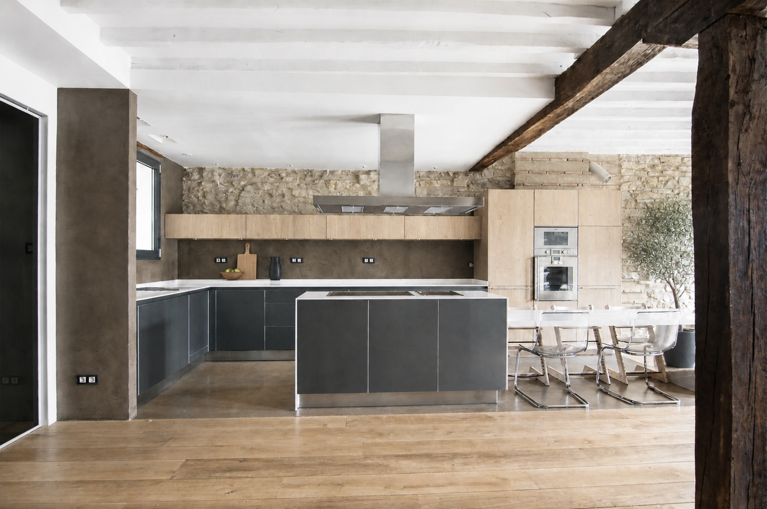 Isolina Mallon Interiors.kitchen_remodel.stonewall.restoration00001.png