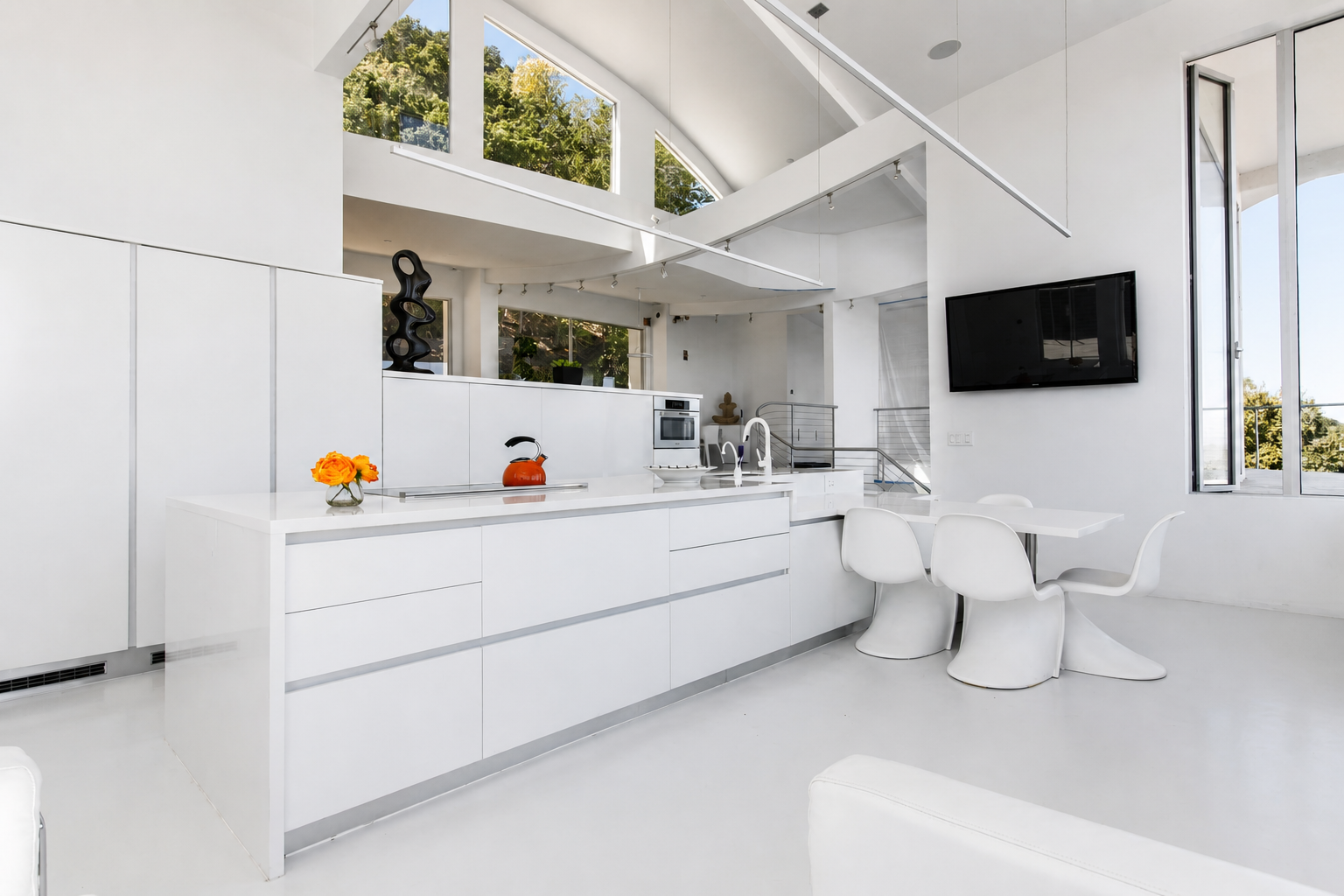 Isolina Mallon Interiors.white kitchen00002.png