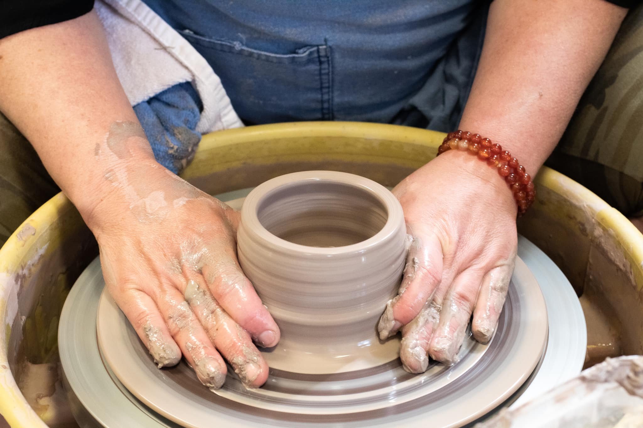 pottery + making mug