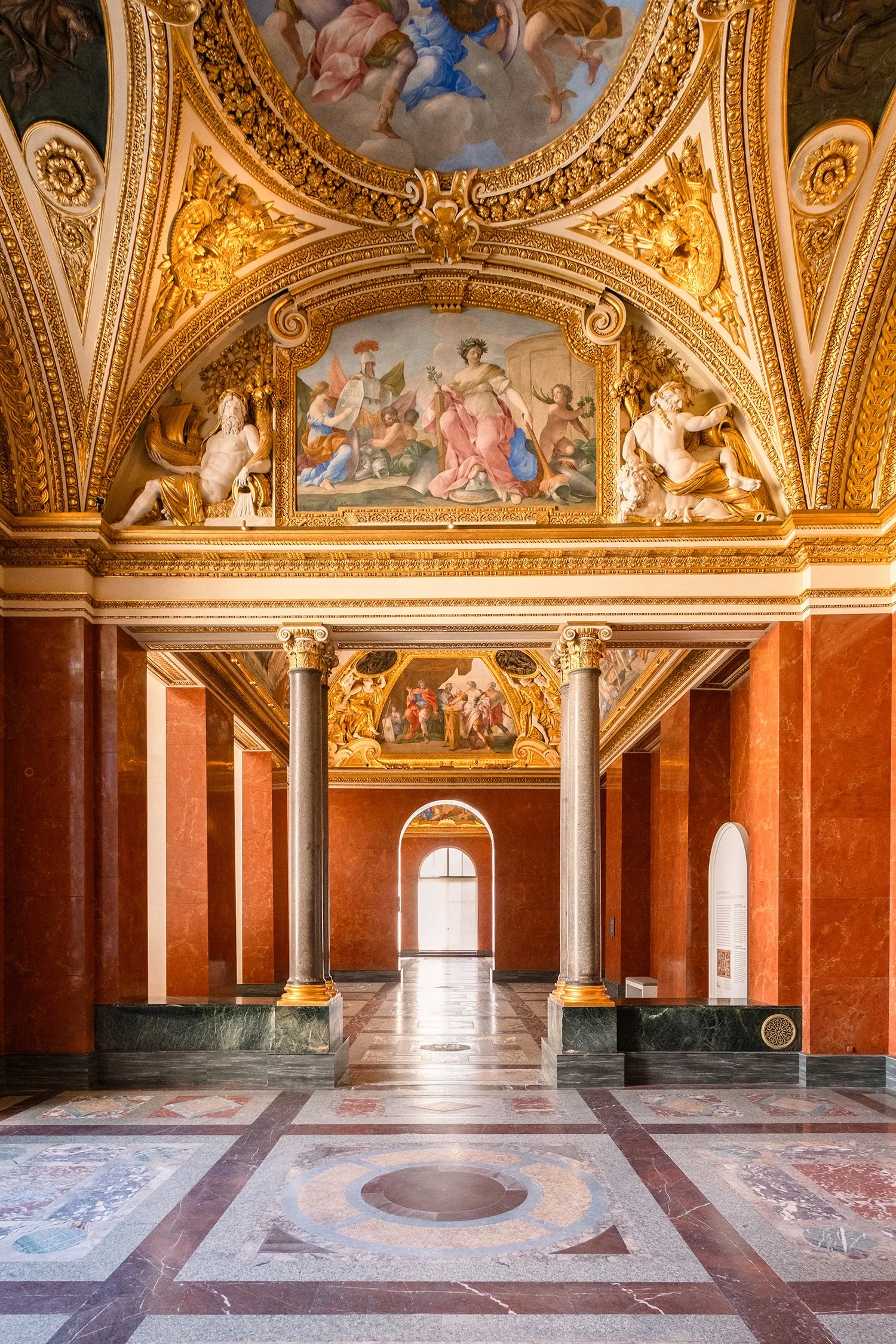 Louvre-077.jpg