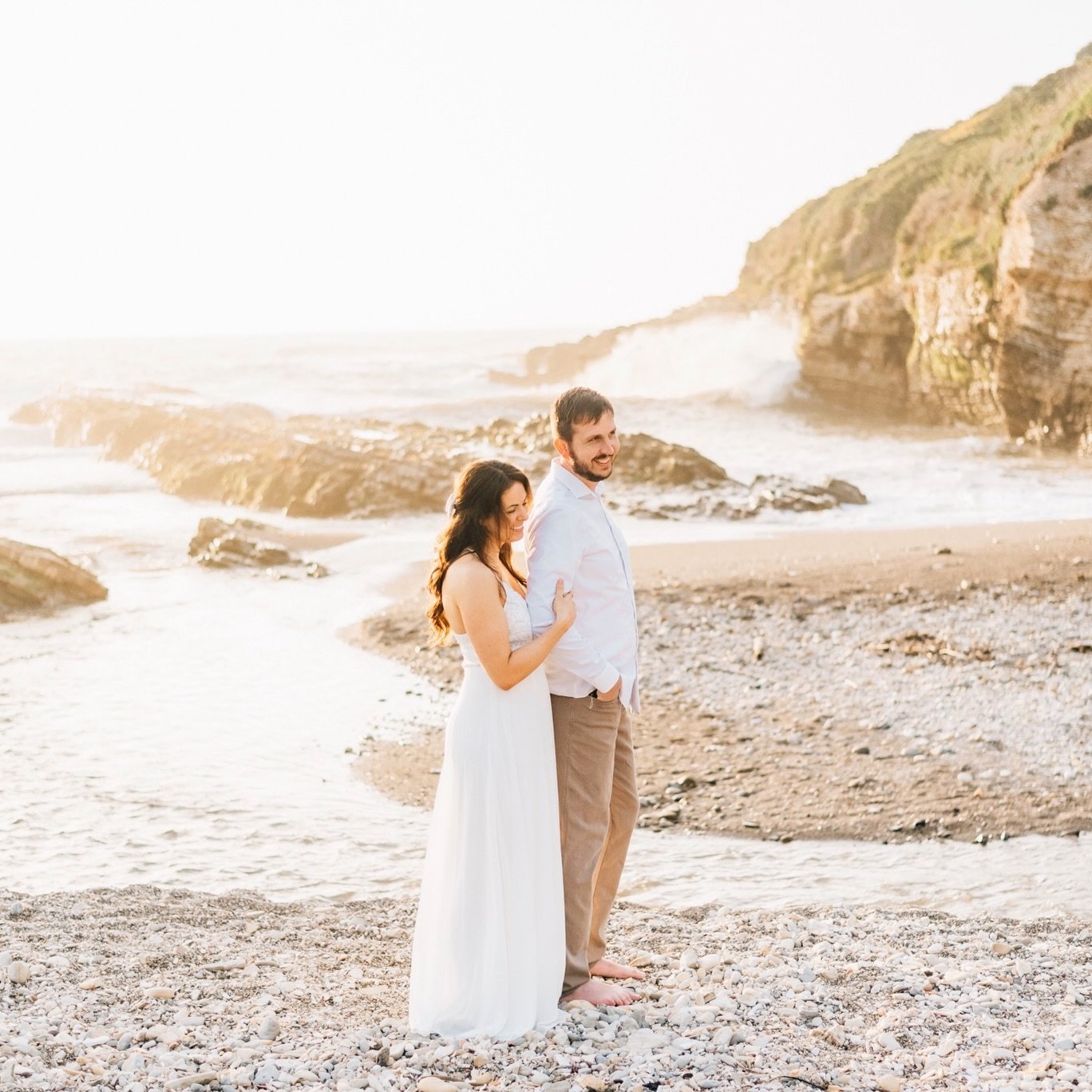 Some serious ethereal fairy tale vibes!  These two amazing people + a Montana De Oro sunset 👌💖✨