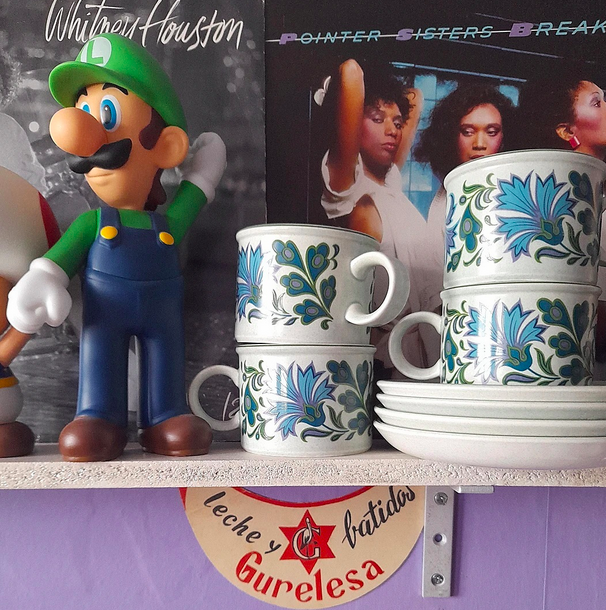 Gurelesa 'milk and milkshakes' sun visor, 20th Century