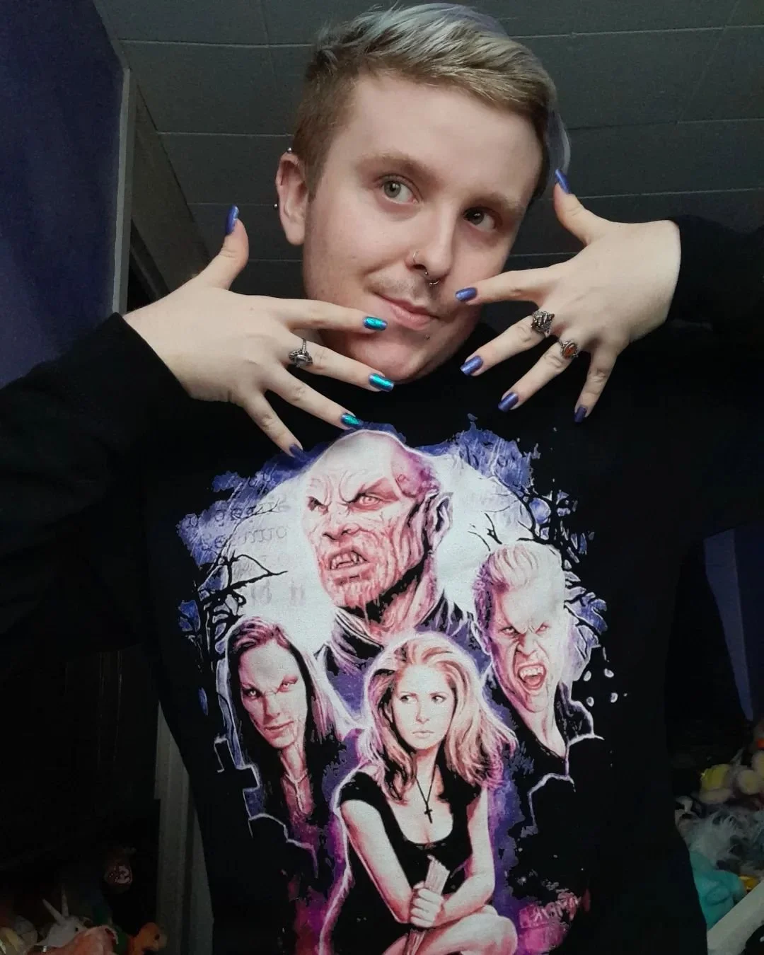 Buffy sweater, artwork by @samhain1992, 21st Century