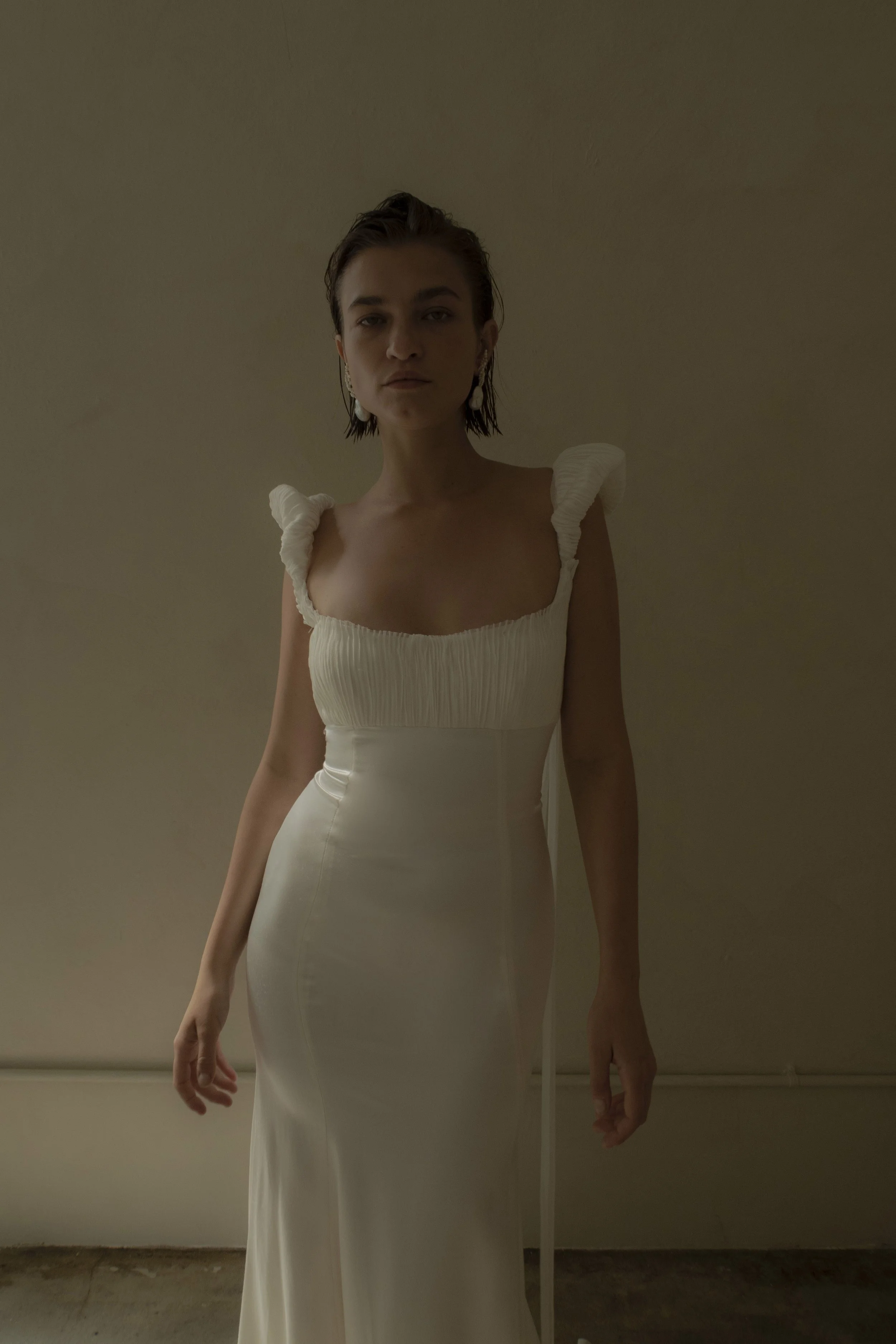 Cinq Wedding Dress The Claire .jpeg