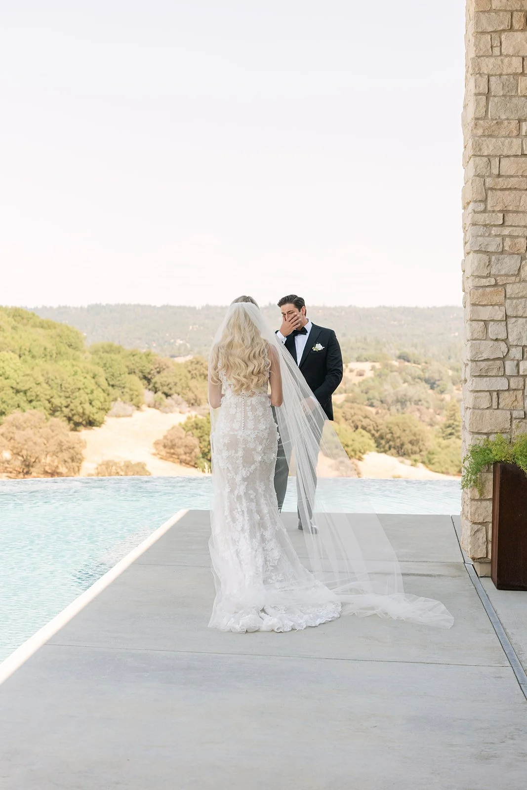 first_look_black_oak_mountain_wedding-04.jpg