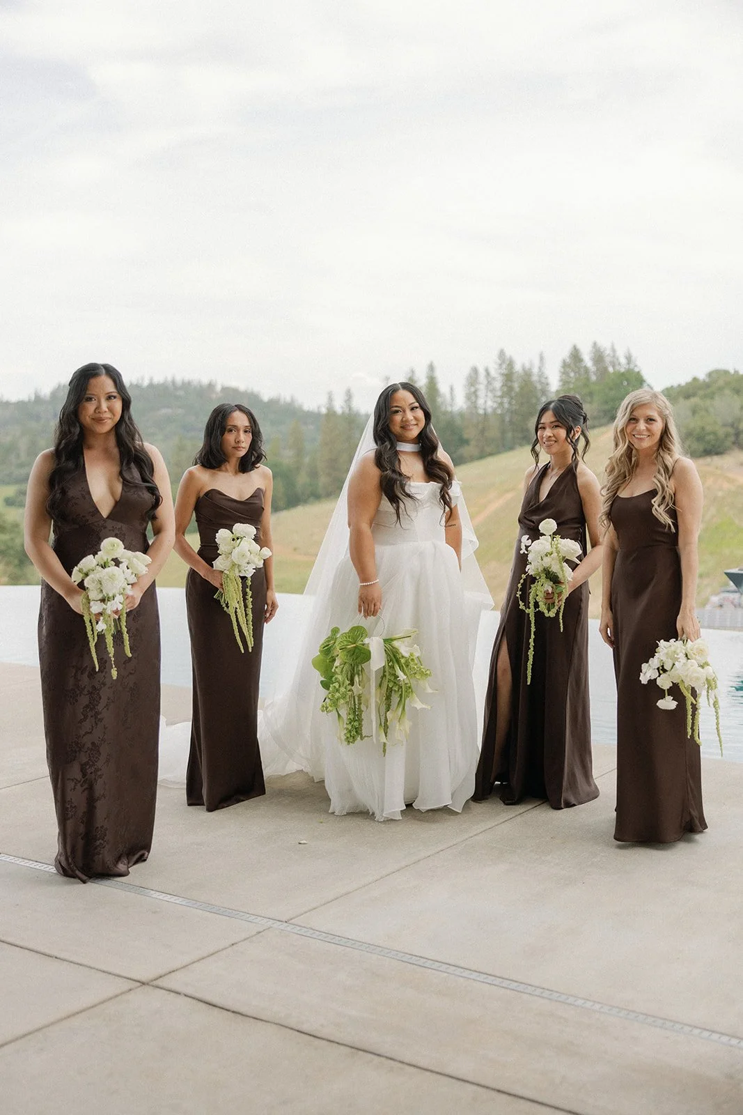 mountain-vineyard-wedding-bridal-party.jpg