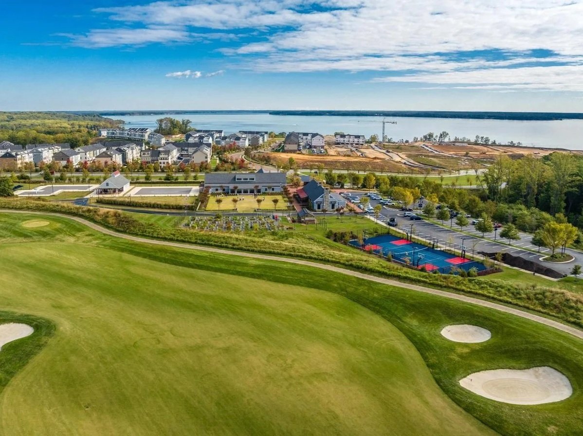 Angel Potomac Shores