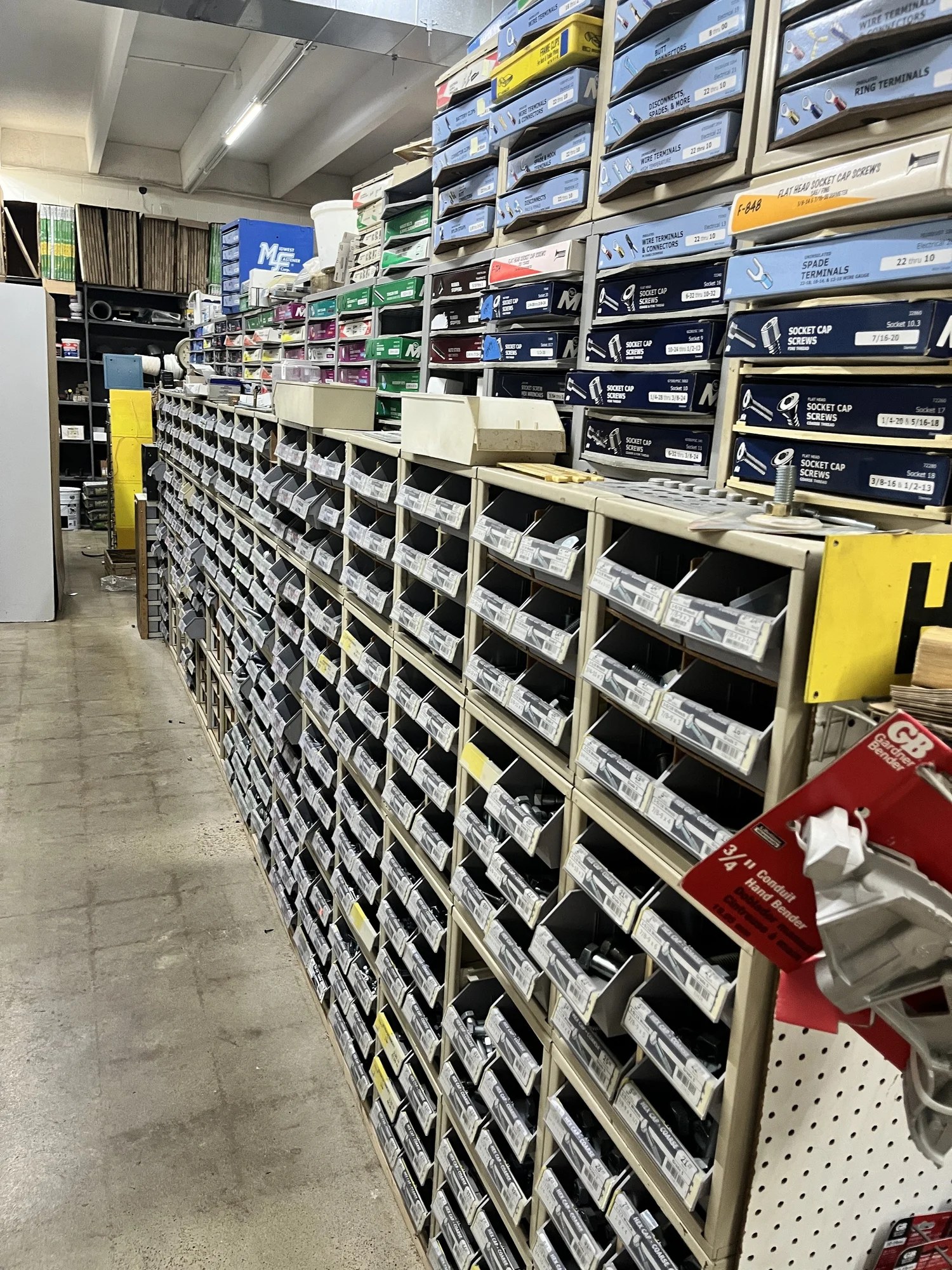 JOELTON HARDWARE, FEED & FARMACY