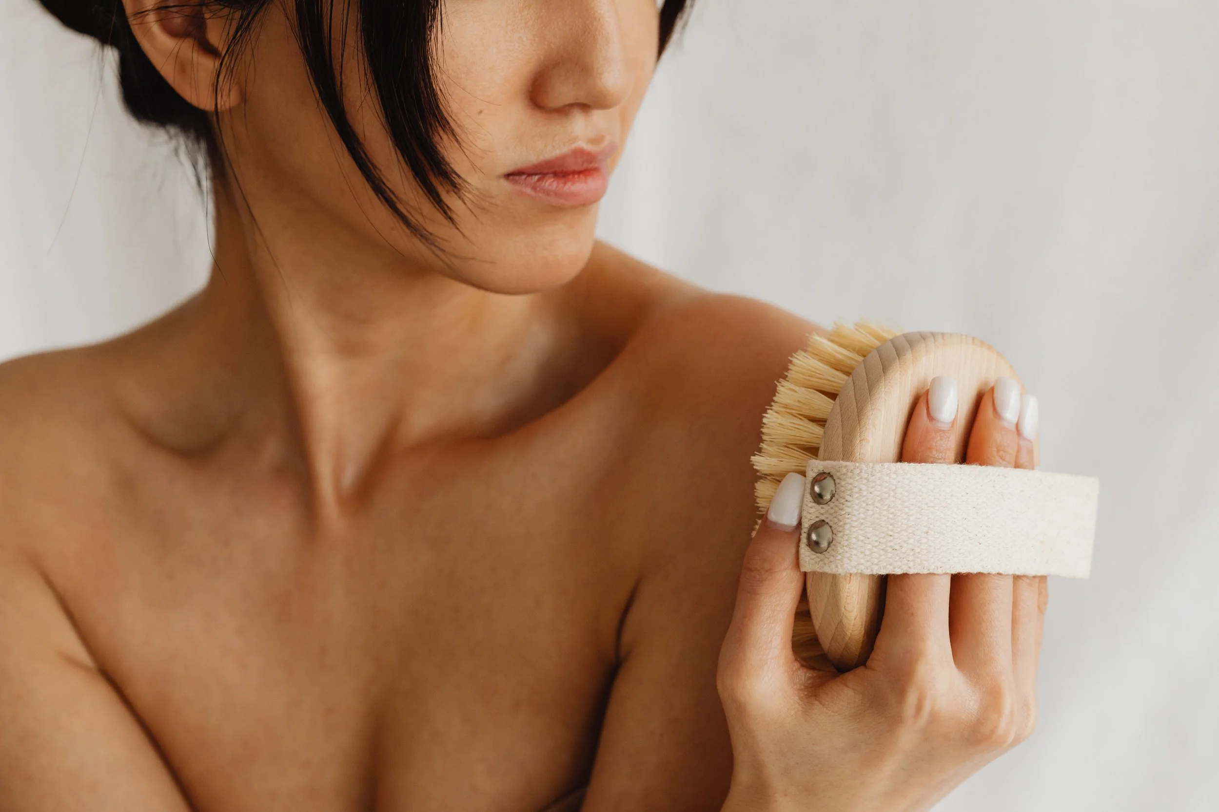 Dry Brushing: Awaken Your Skin, Energize Your Body