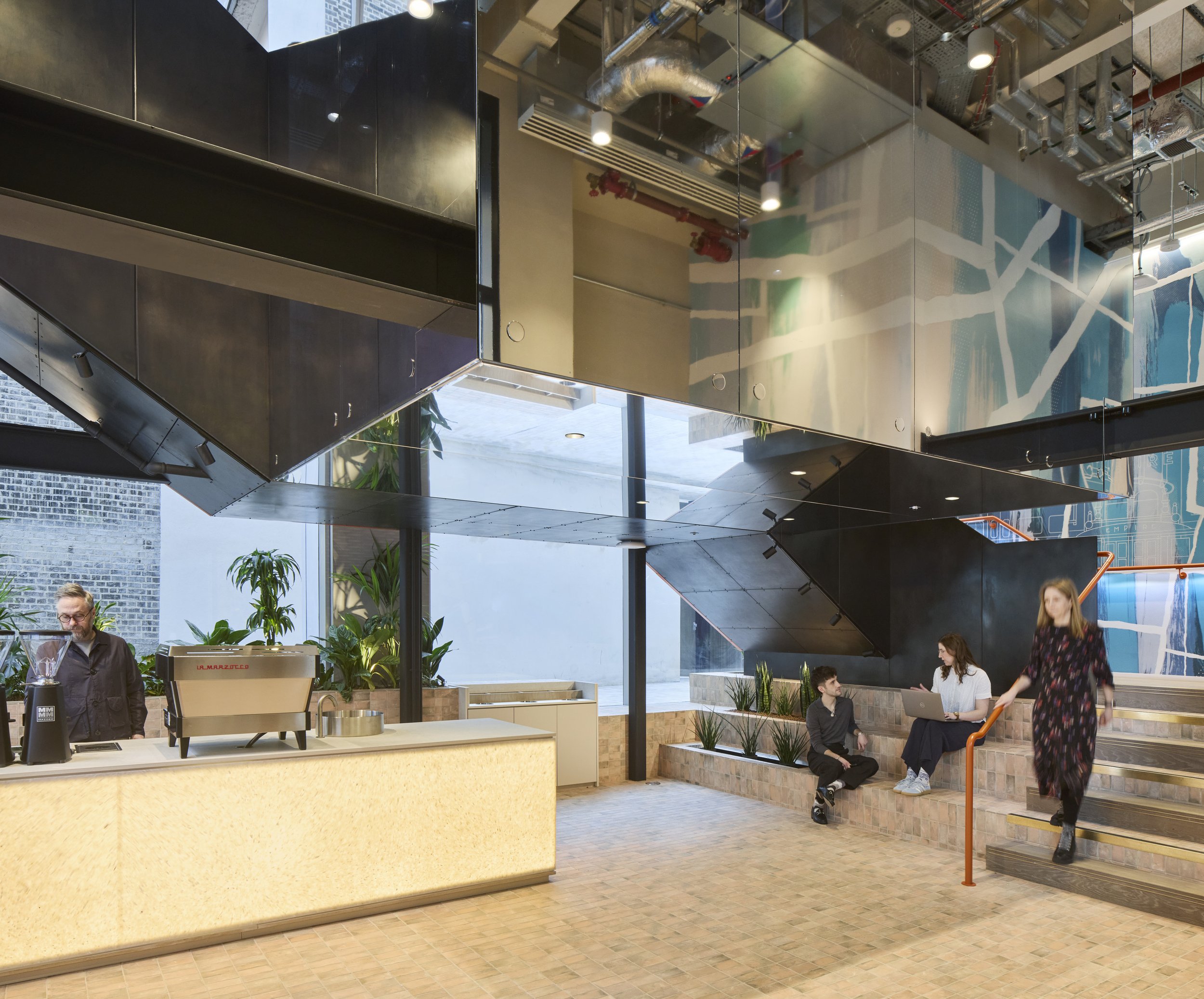 HLW_ConfidentialTechClient_London_Technology_InteriorDesign_WorkplaceDesign_10.jpg