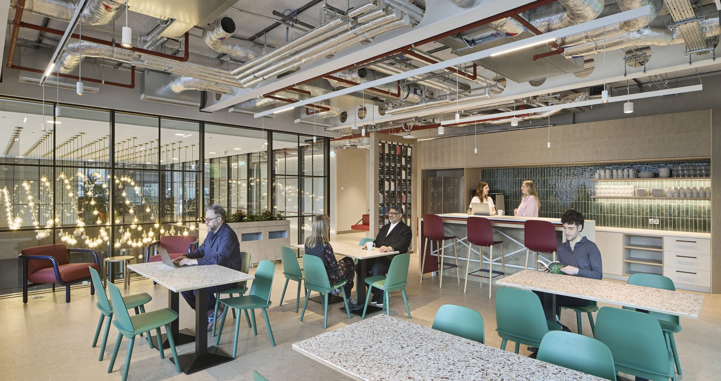 HLW_ConfidentialTechClient_London_Technology_InteriorDesign_WorkplaceDesign_03.jpg