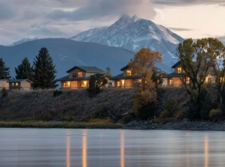Yellowstone Valley Lodge