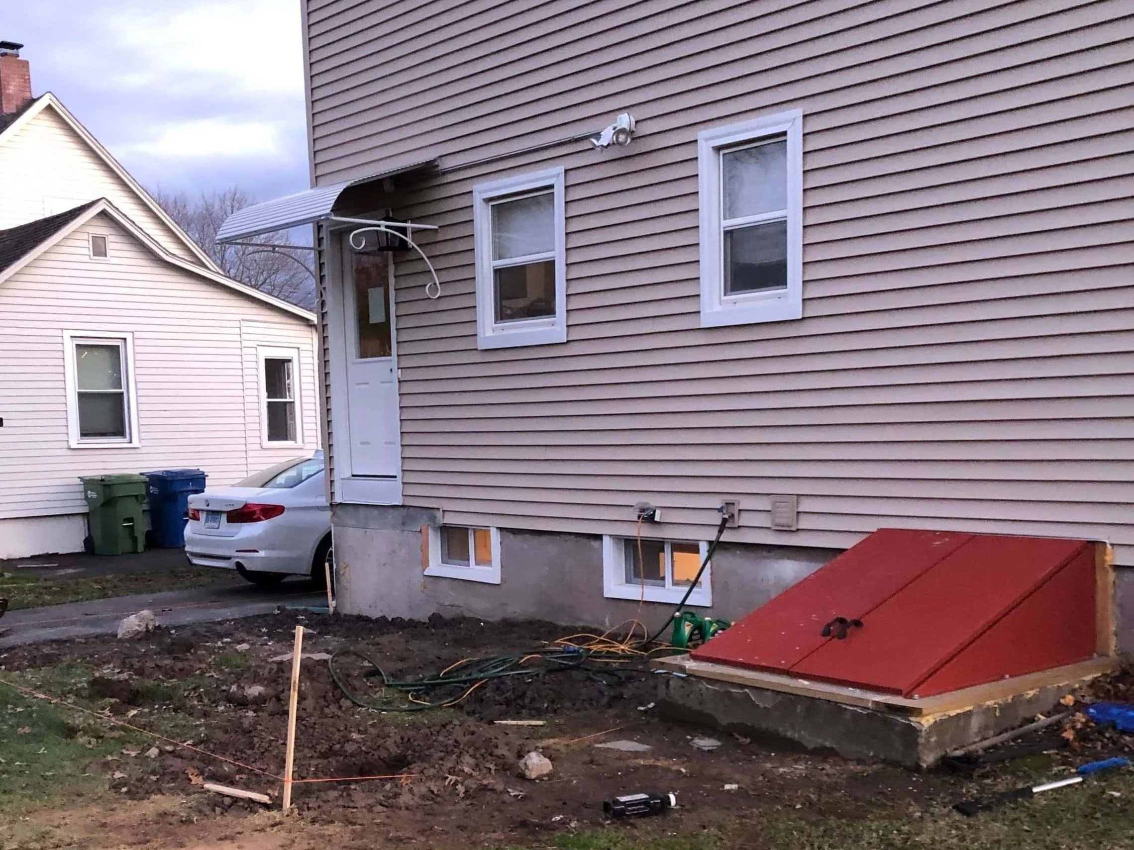better_homes_siding_and_improvements_before_deck