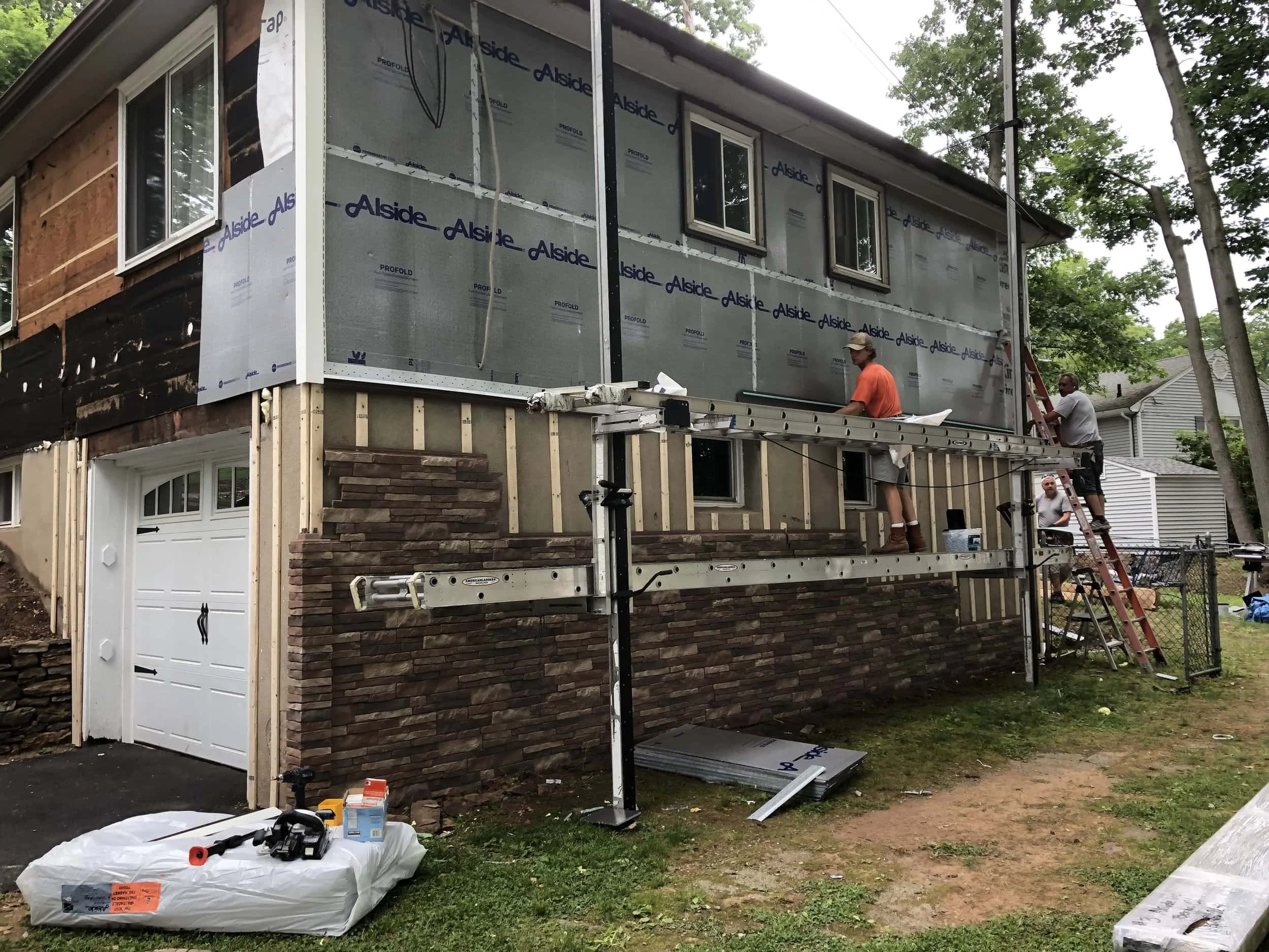better_homes_siding_and_improvements_during