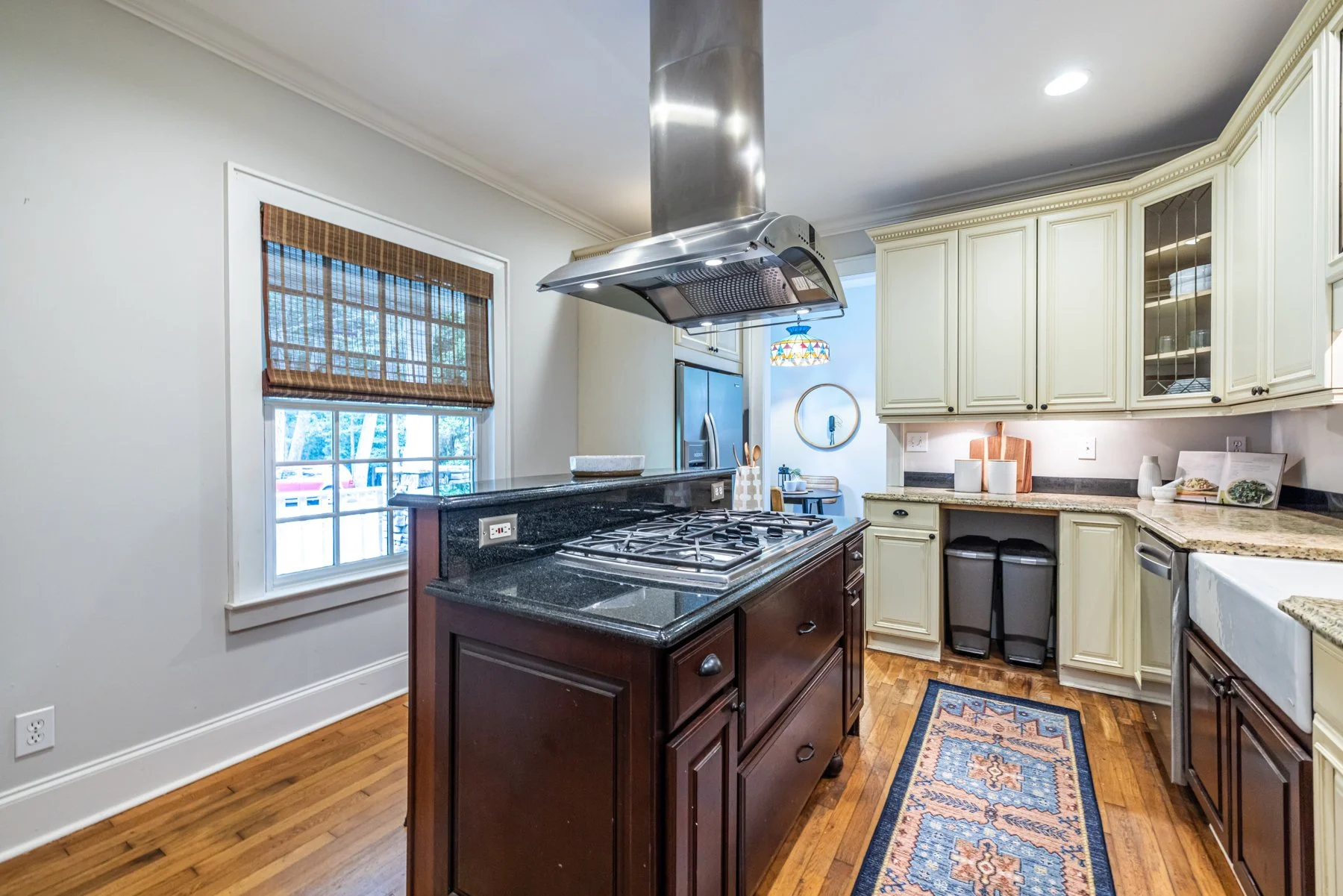 13 kitchen6.jpg