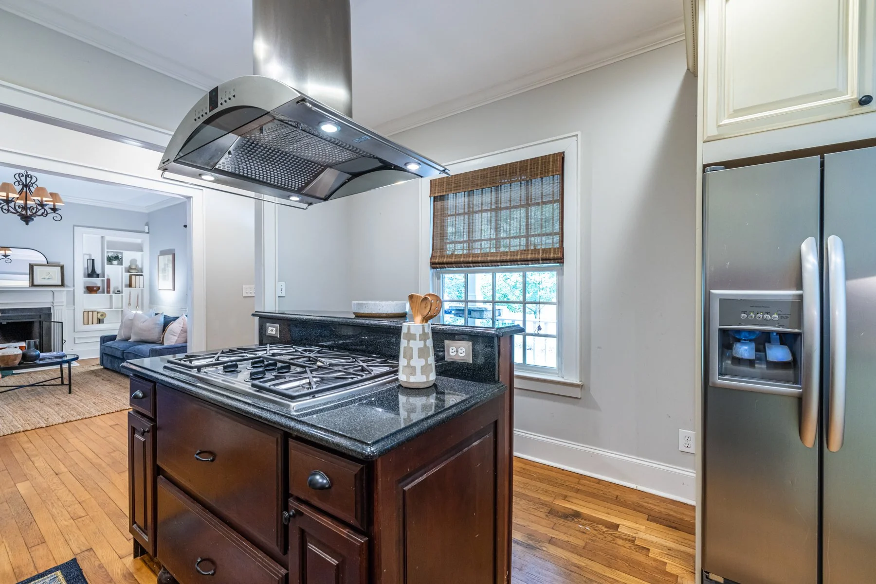14 kitchen7.jpg