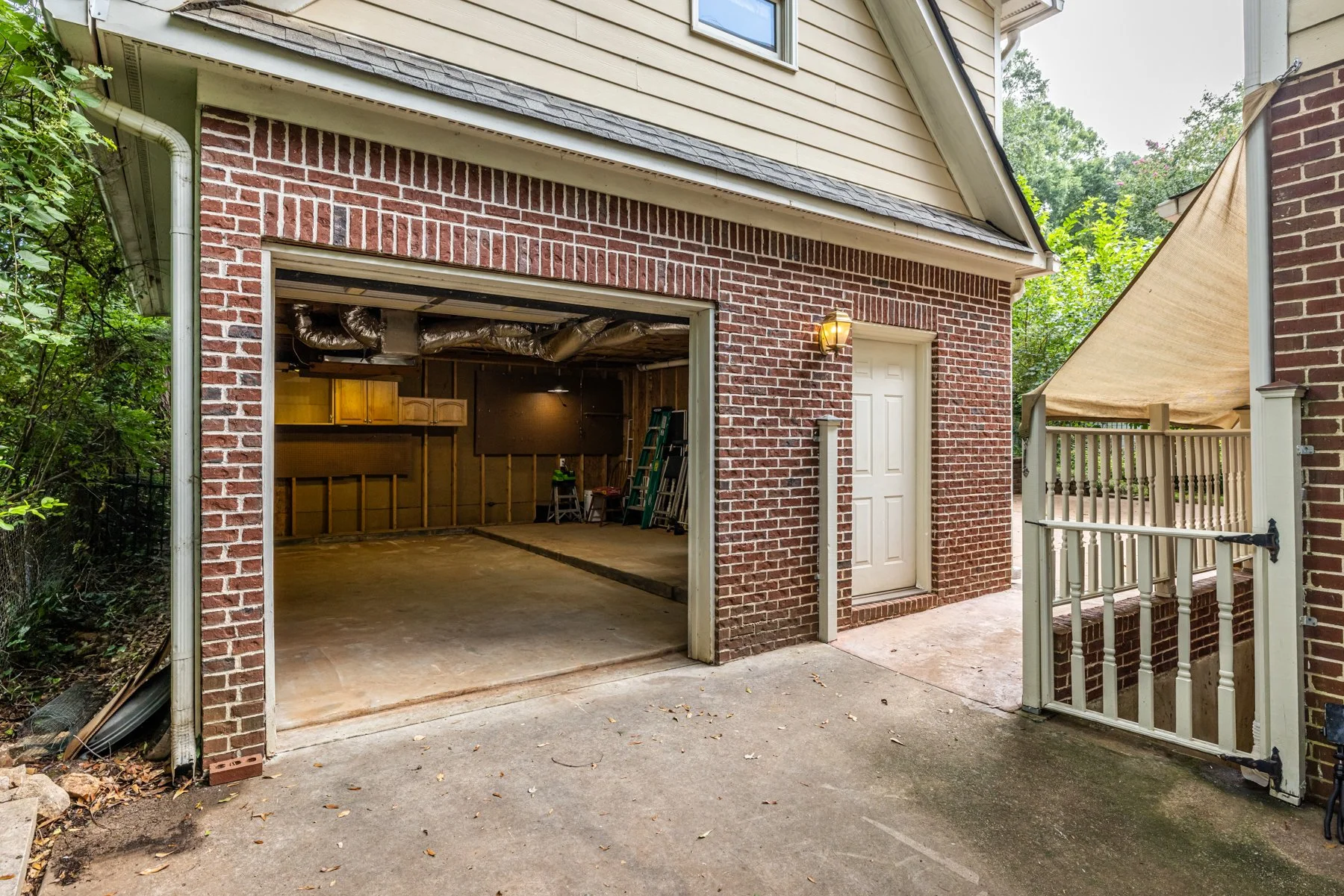 59 garage3.jpg
