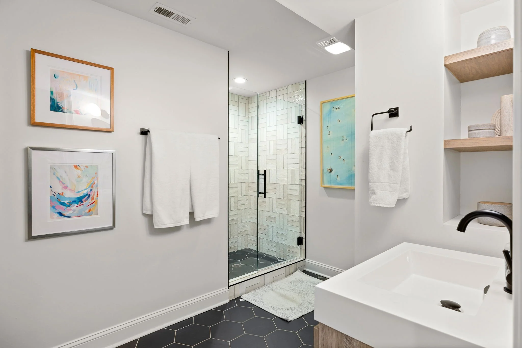 21-57-web-or-mls-20250715_1567liberty_fandel259.jpg