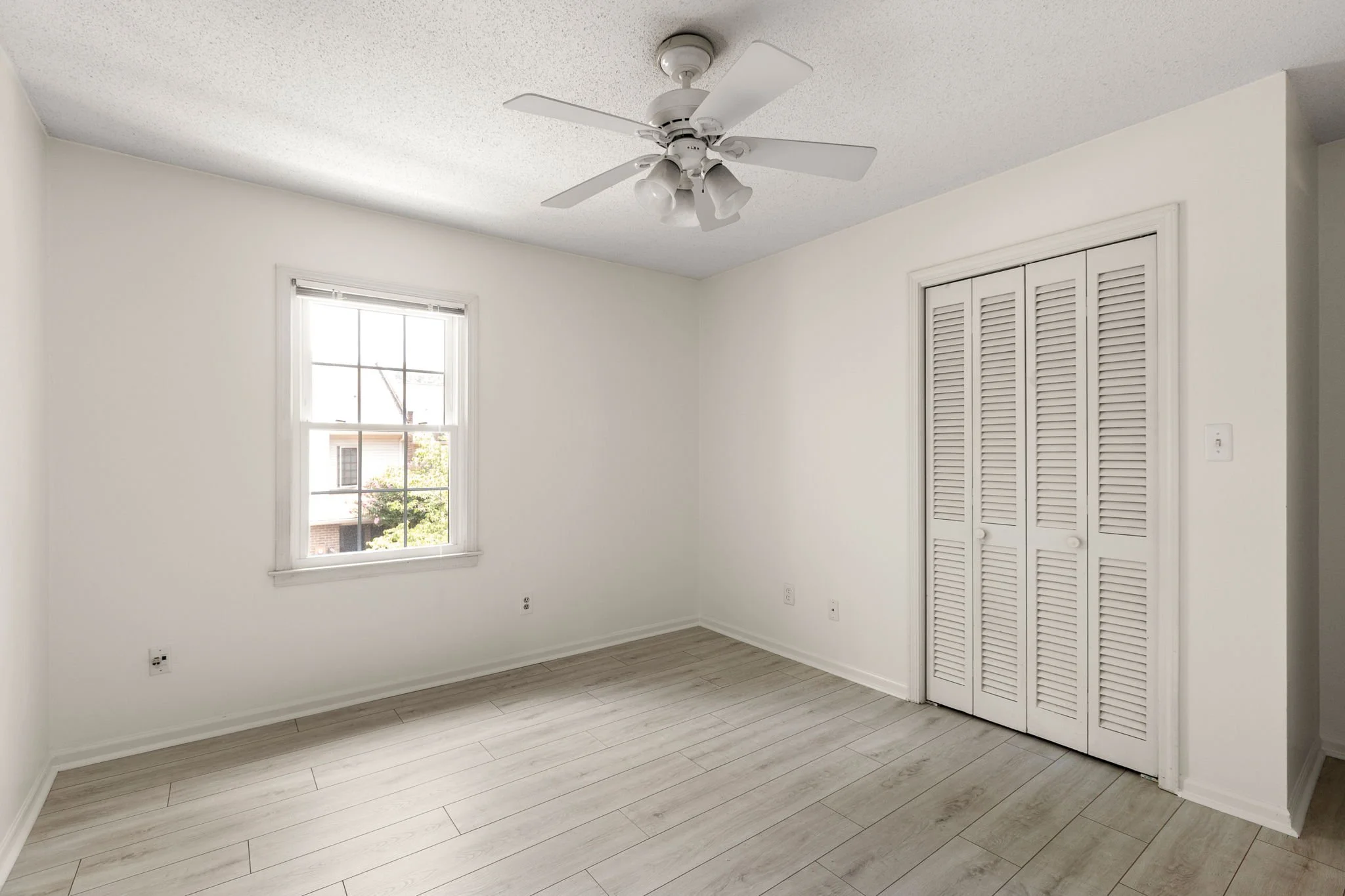 22-web-or-mls-20250723_3451ashwood_conner_016.jpg