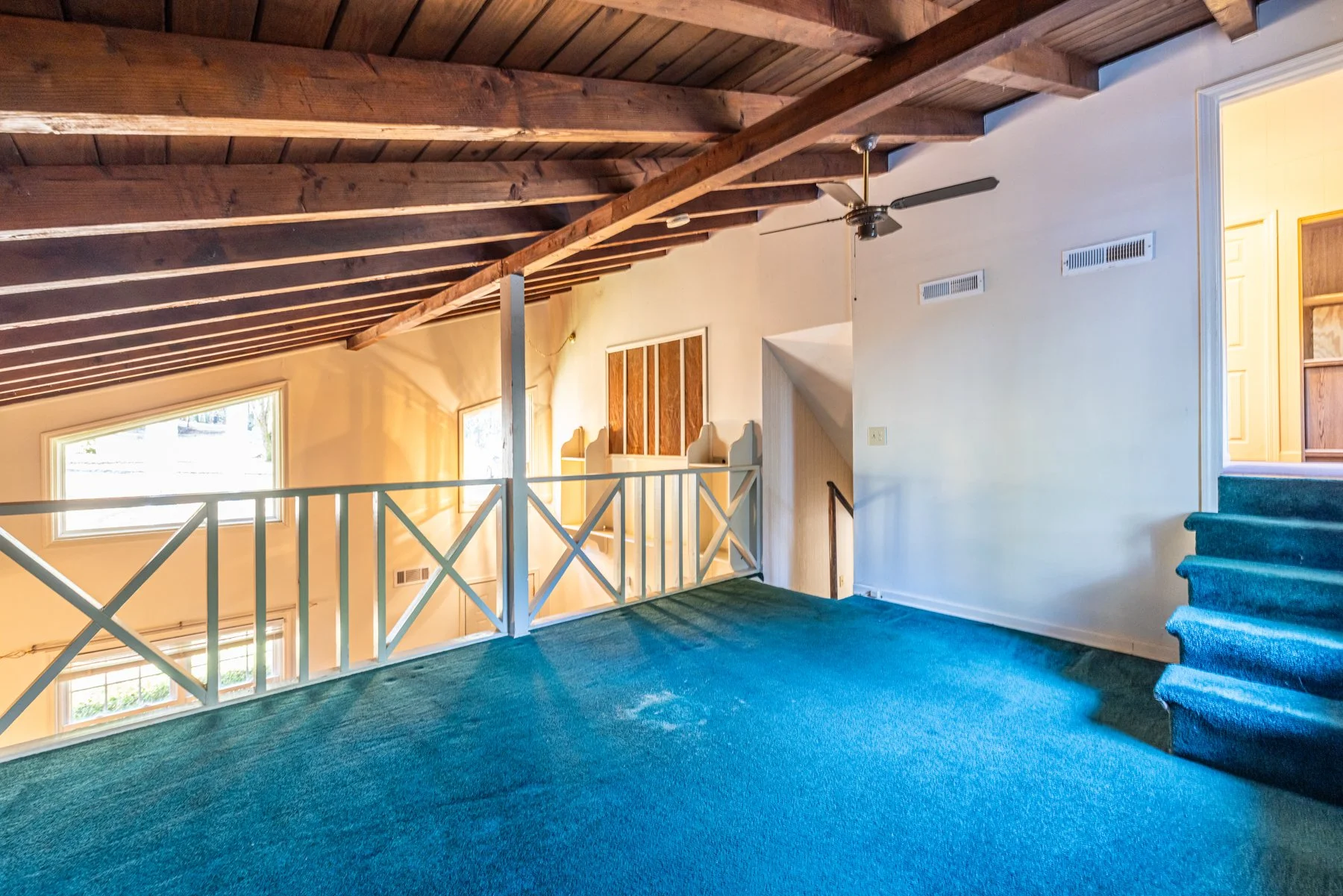 26 loft2.jpg